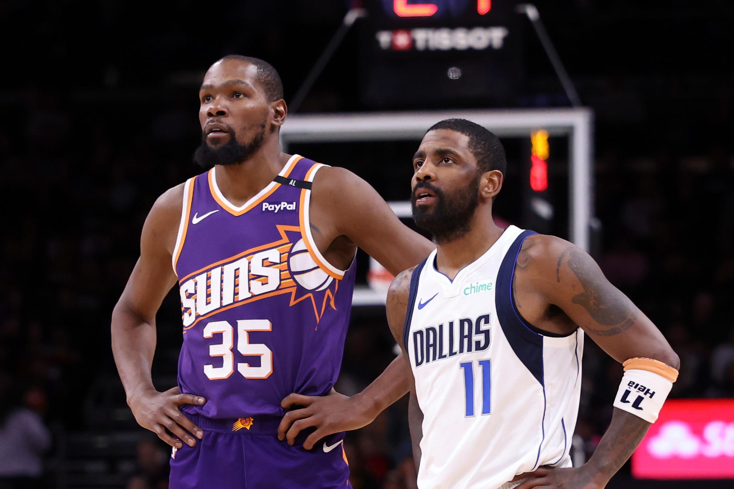 Dallas Mavericks v Phoenix Suns