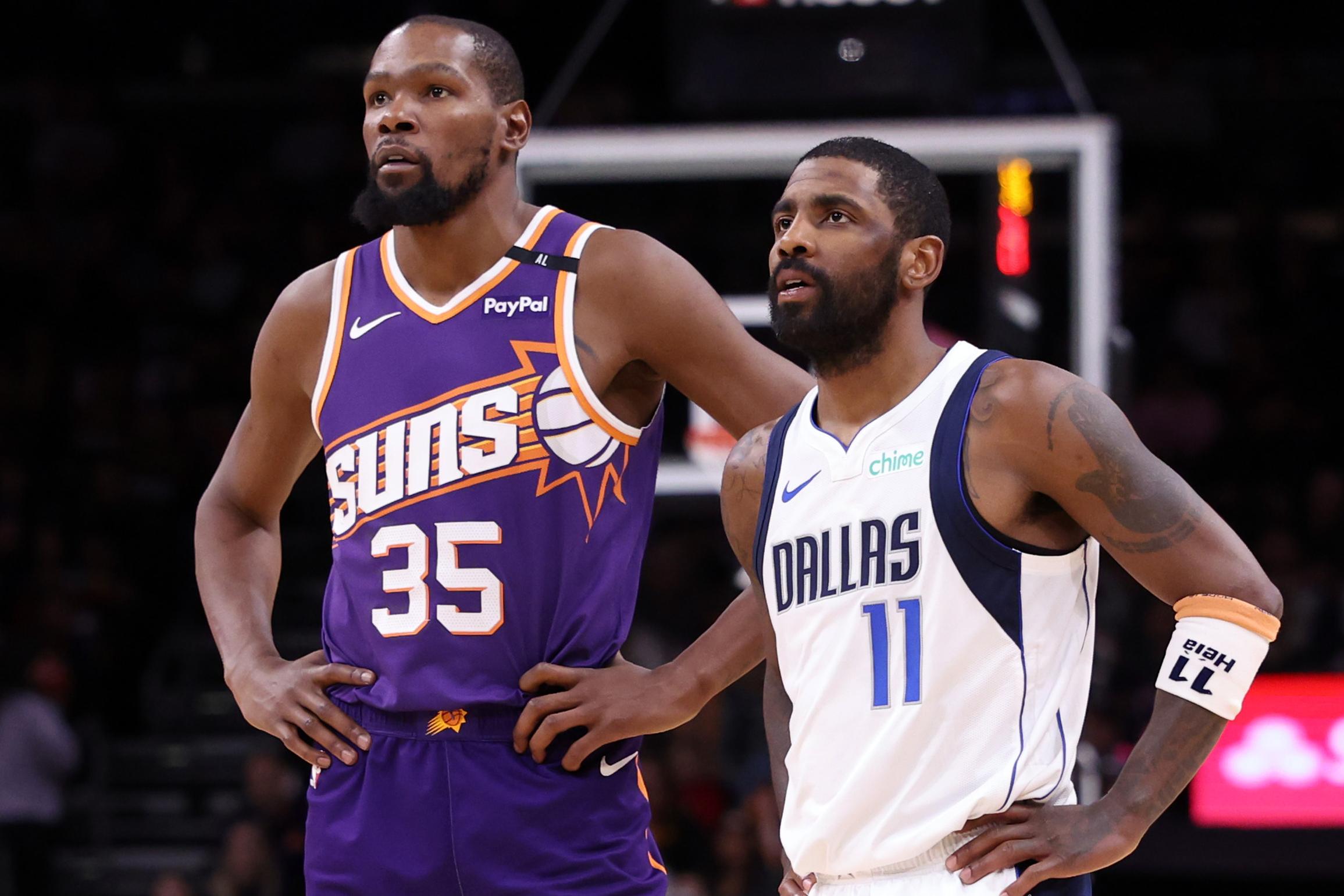 Dallas Mavericks v Phoenix Suns