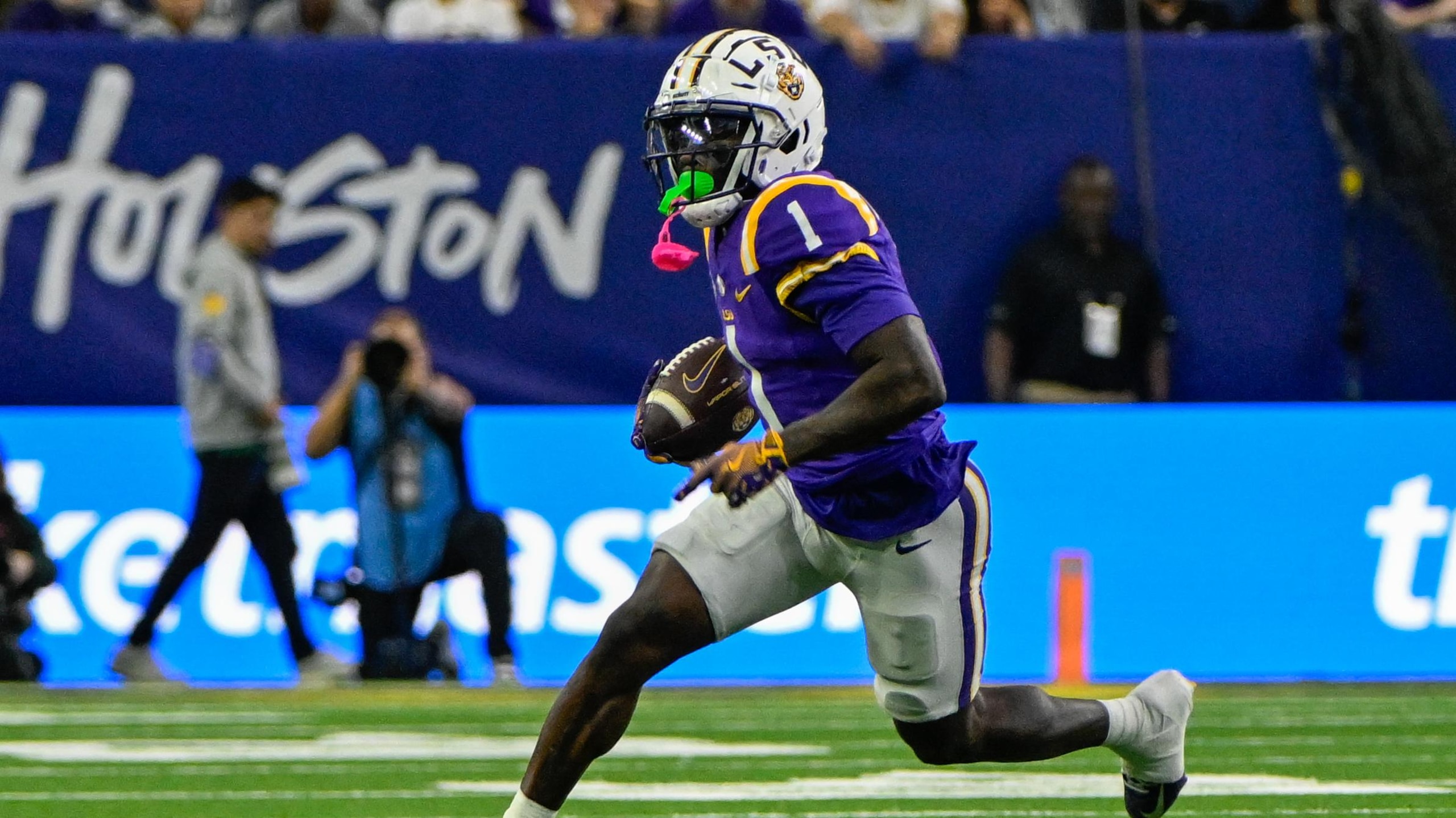 COLLEGE FOOTBALL: DEC 31 Kinder's Texas Bowl - Baylor vs LSU