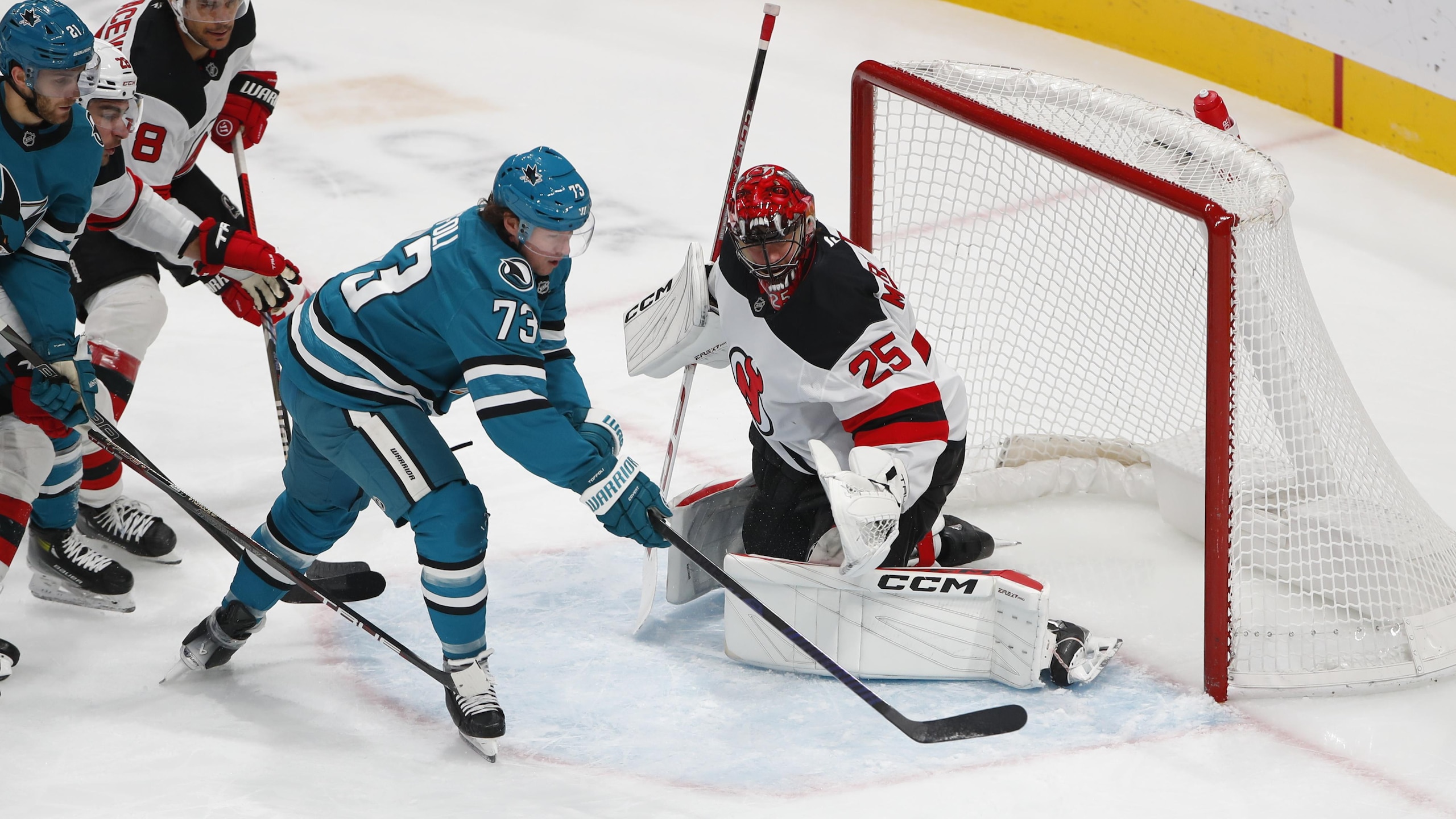 NHL: JAN 04 Devils at Sharks