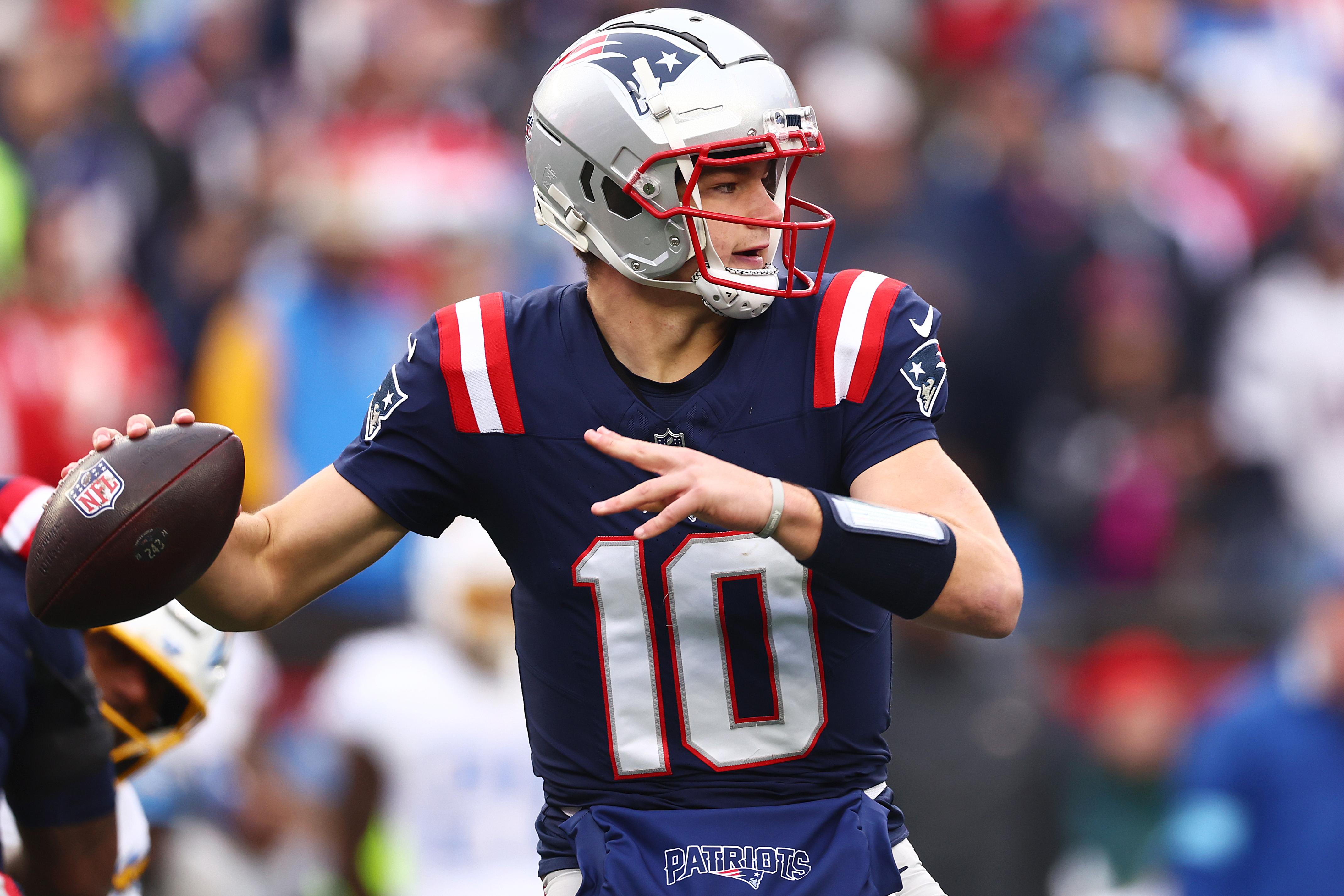 Los Angeles Chargers v New England Patriots