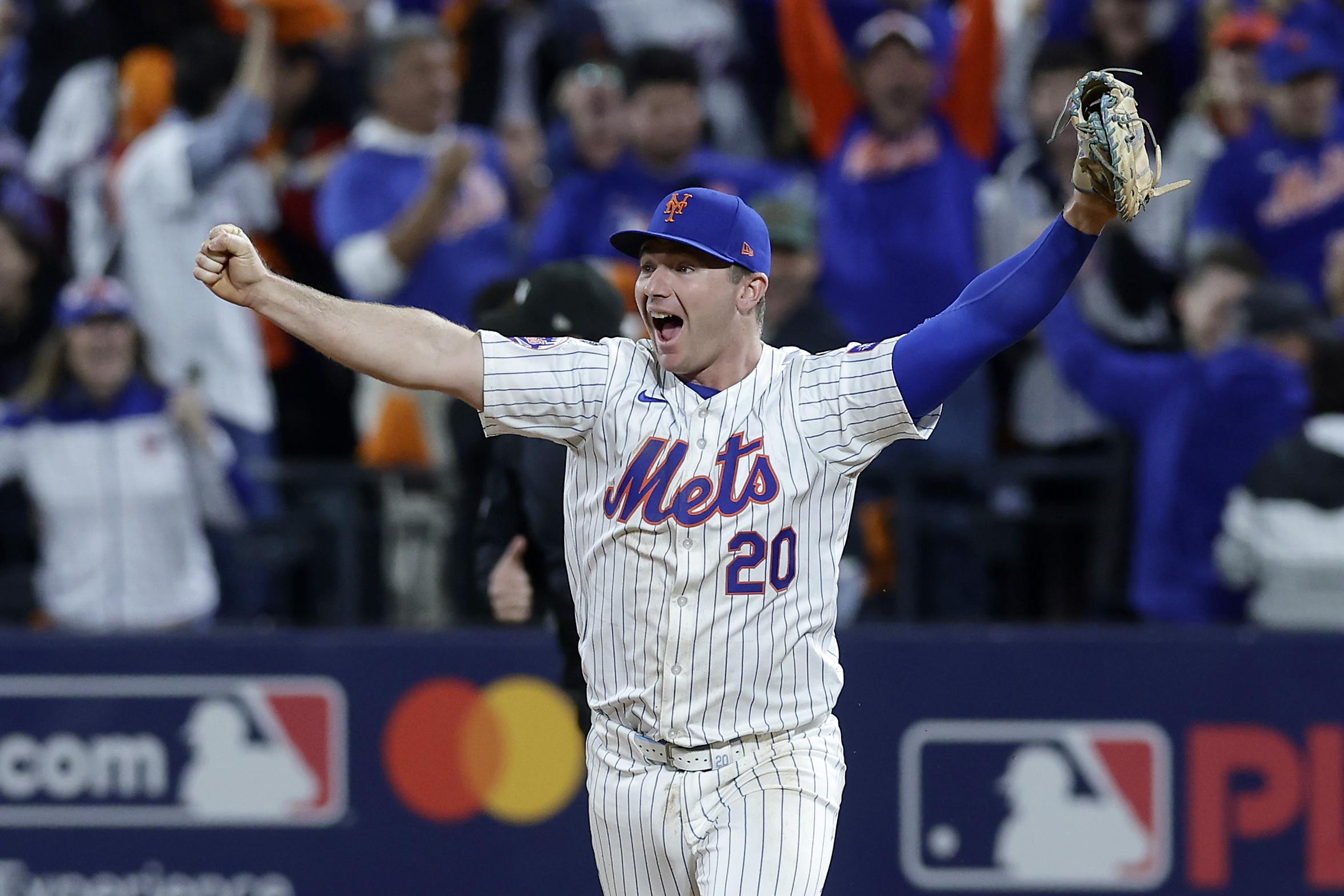 Division Series - Philadelphia Phillies v New York Mets - Game 4