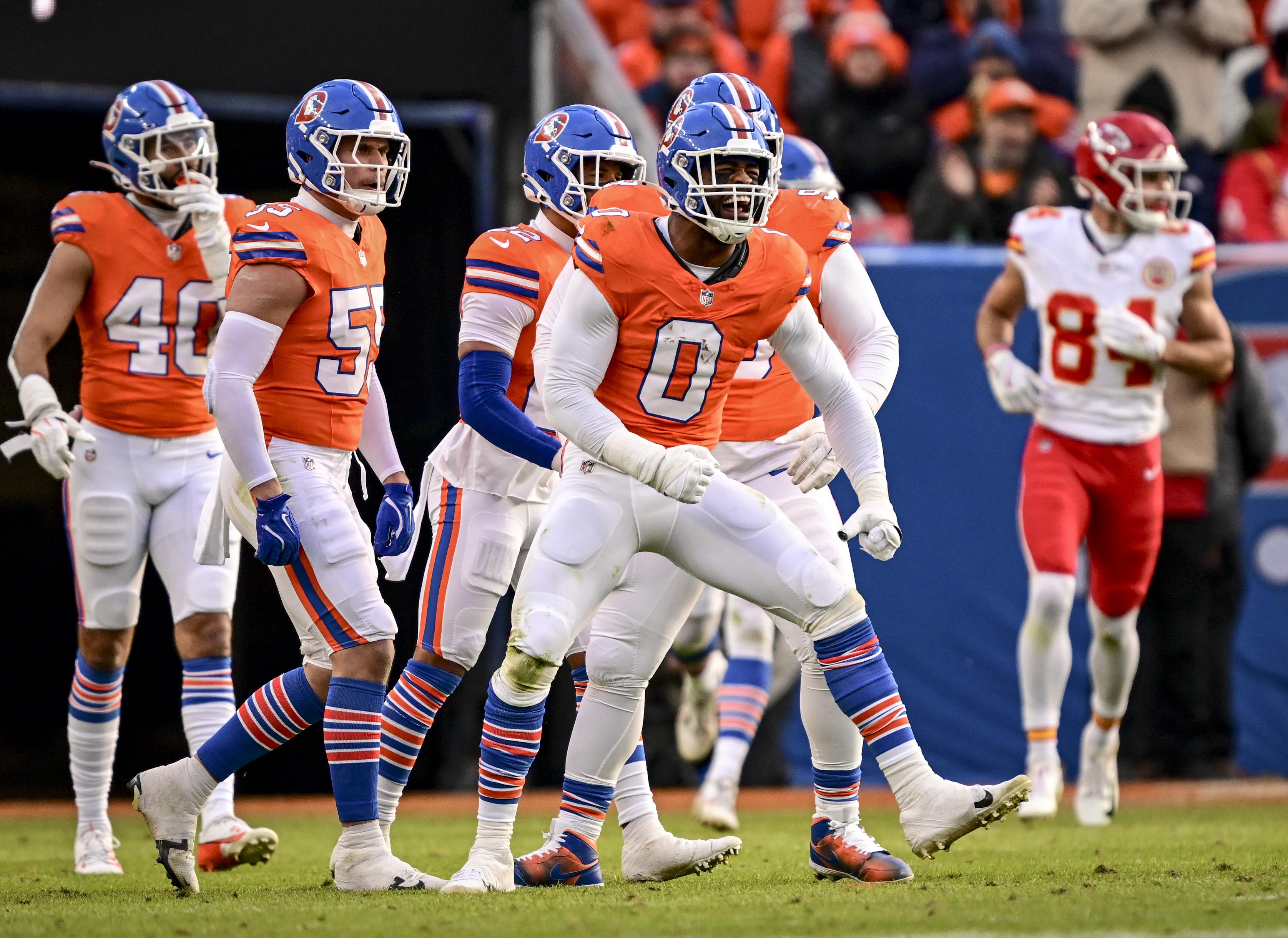 DENVER BRONCOS VS KANSAS CITY CHIEFS, NFL