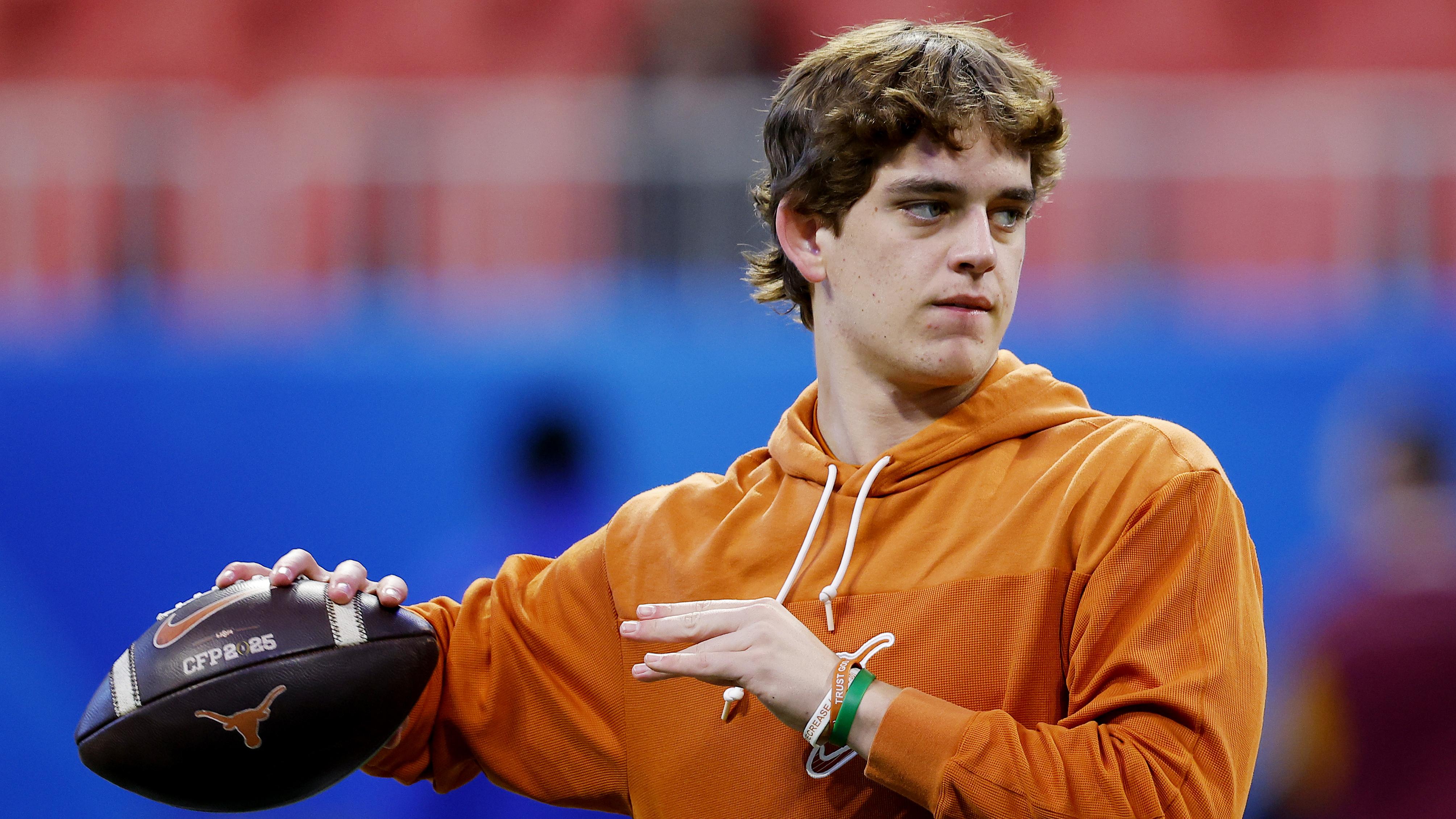 NFL Scouts Reportedly Believe Arch Manning Will Skip 2026 Draft, Stay at Texas