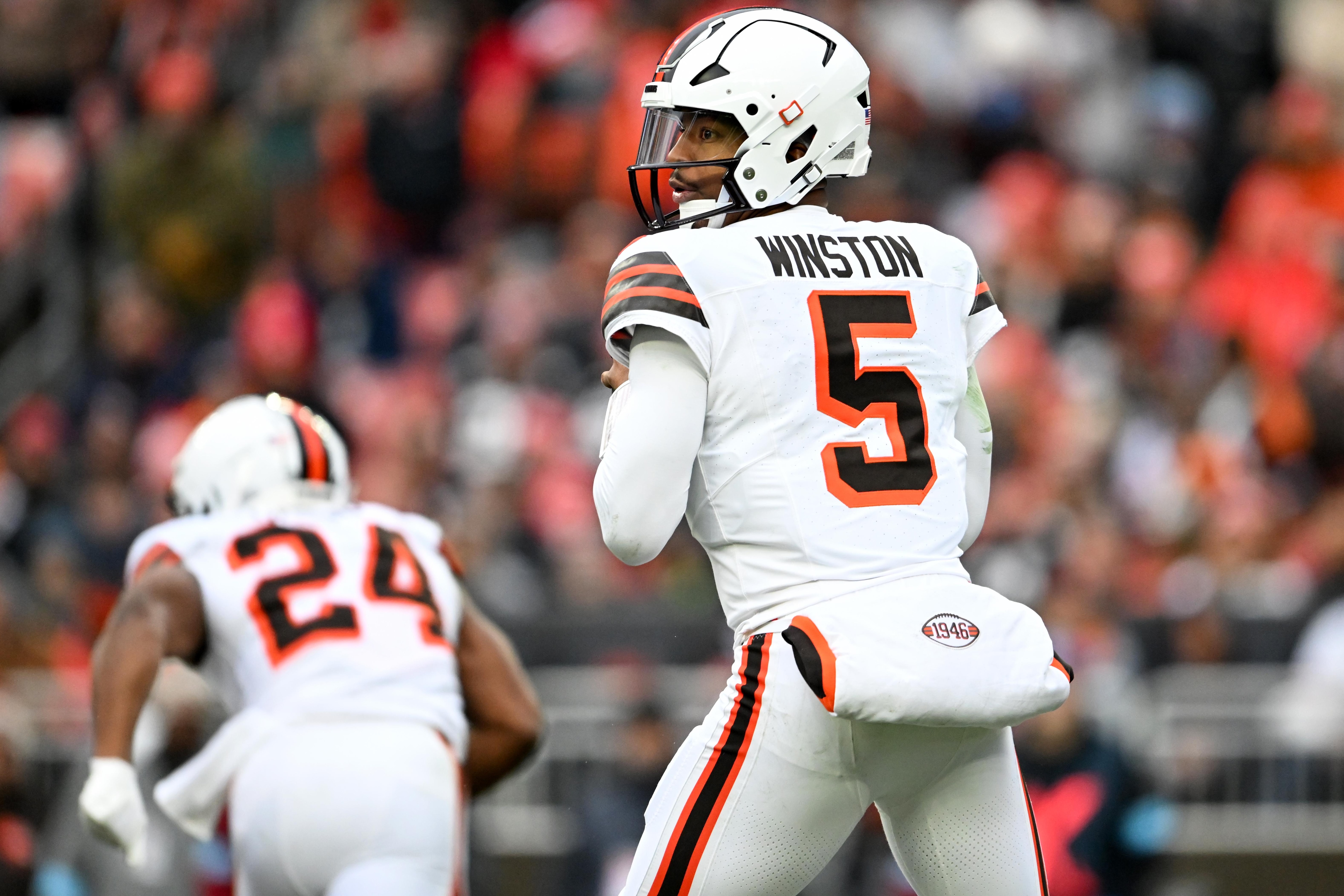 Kansas City Chiefs v Cleveland Browns