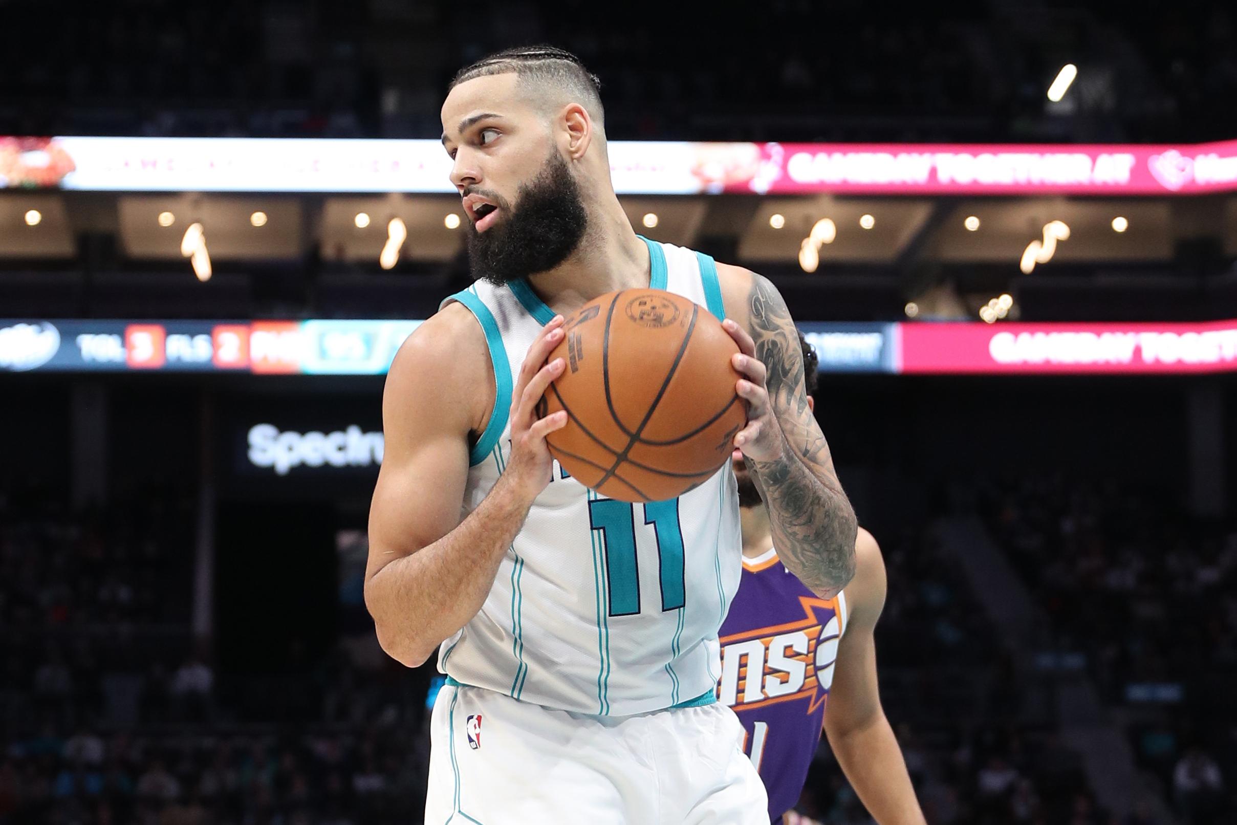 Phoenix Suns v Charlotte Hornets