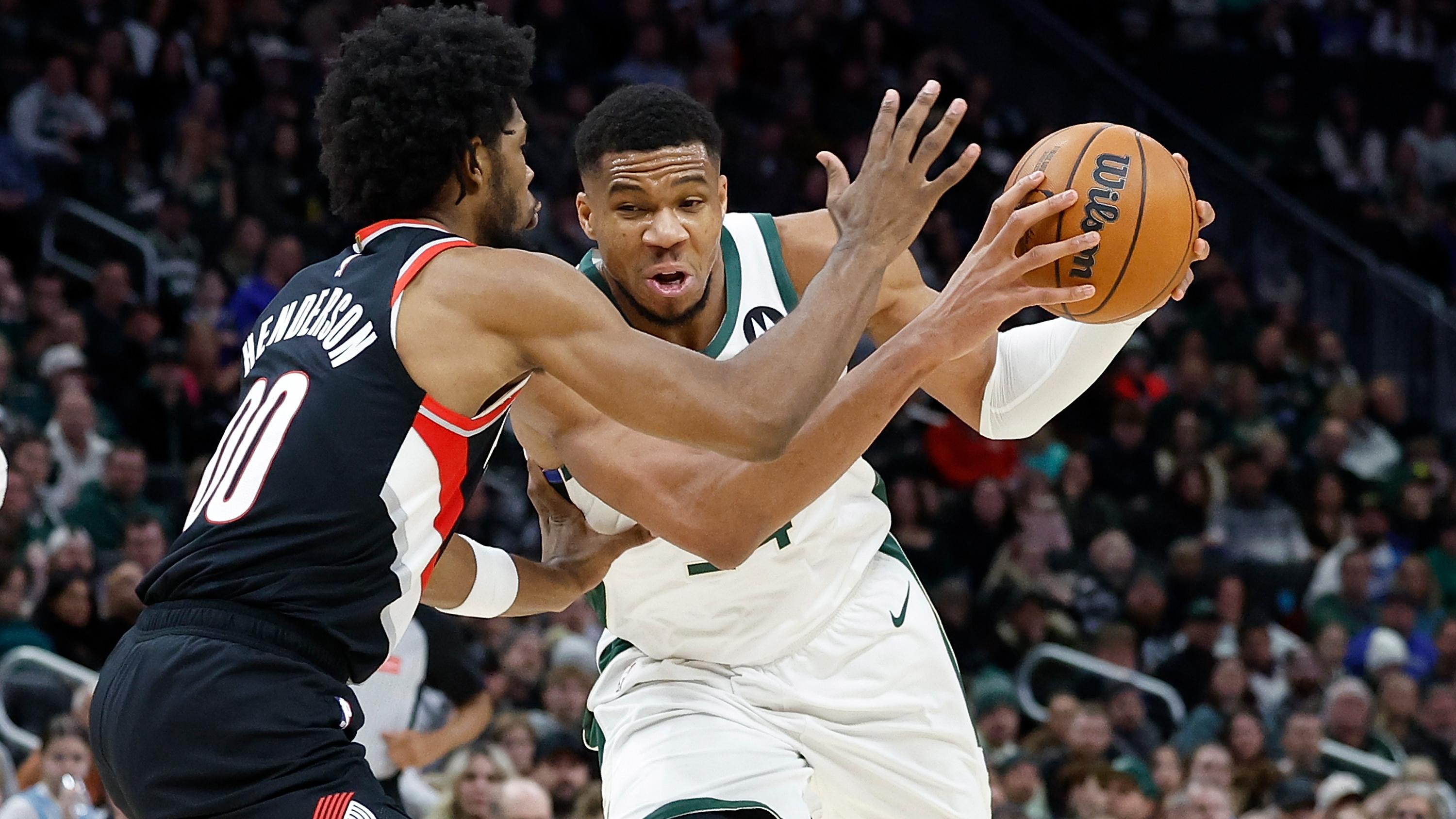 Portland Trail Blazers v Milwaukee Bucks