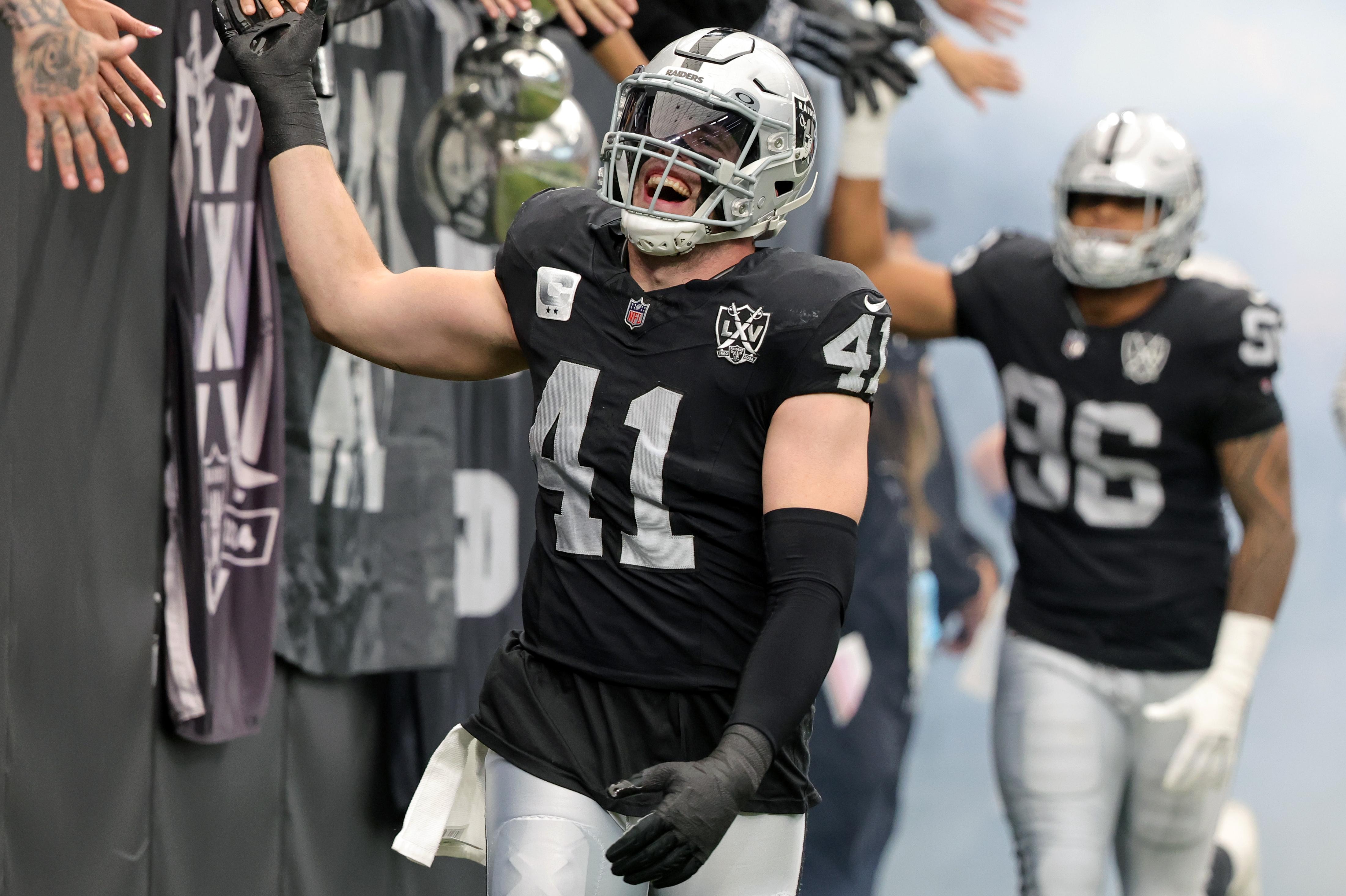 Los Angeles Chargers v Las Vegas Raiders