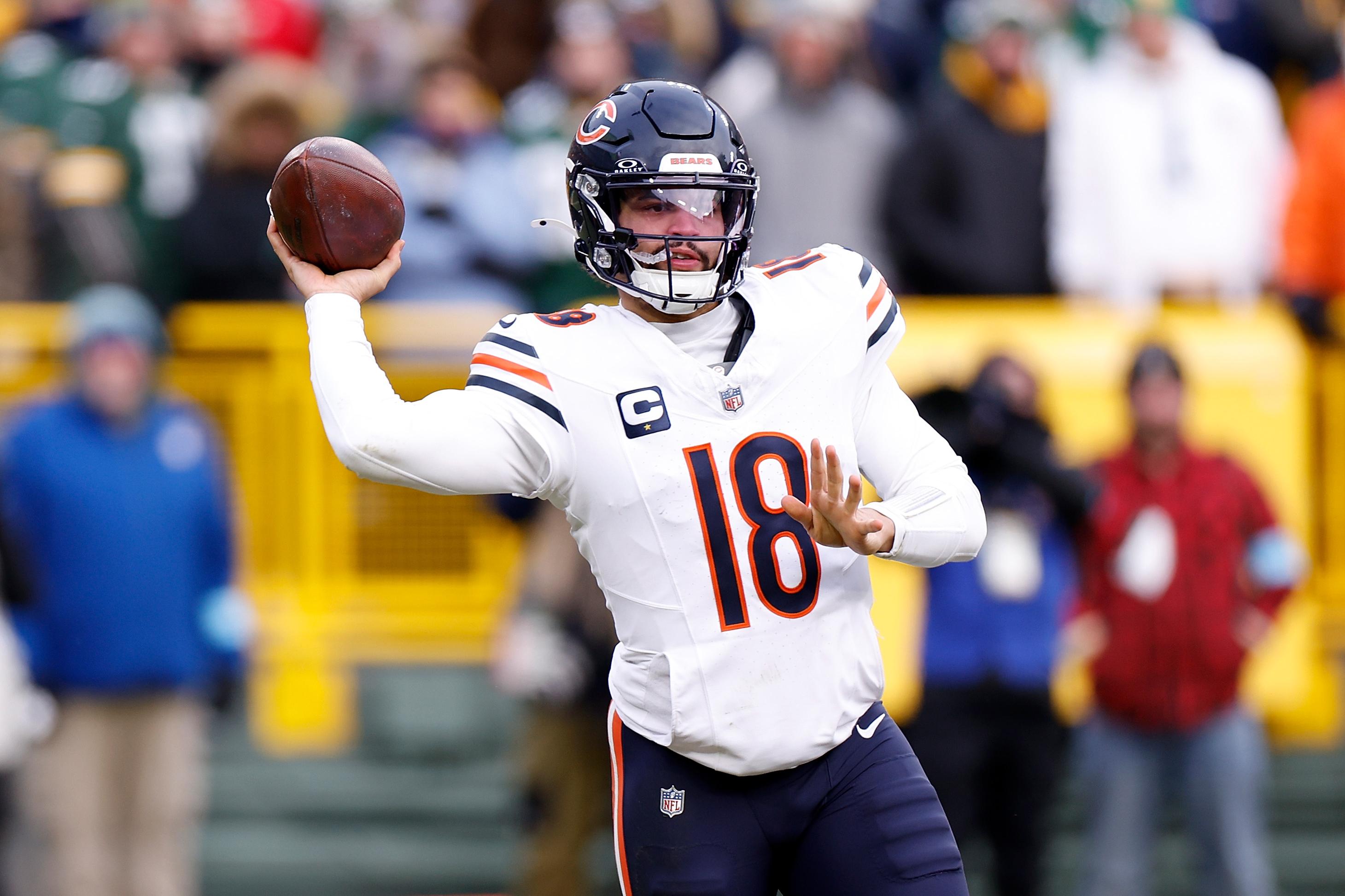 Chicago Bears v Green Bay Packers