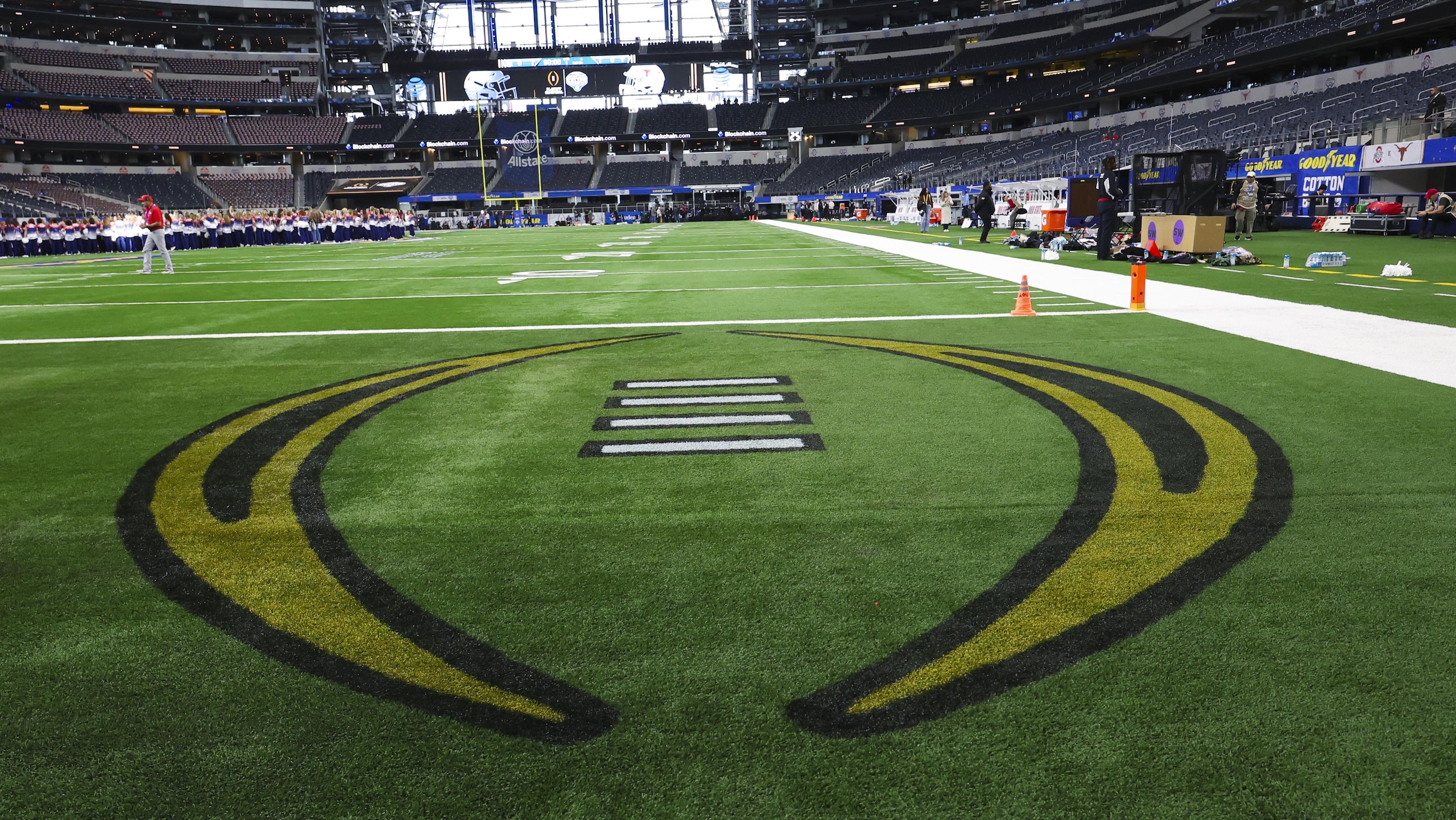 Goodyear Cotton Bowl Classic - Ohio State v Texas Goodyear Cotton Bowl Classic - Ohio State v Texas
