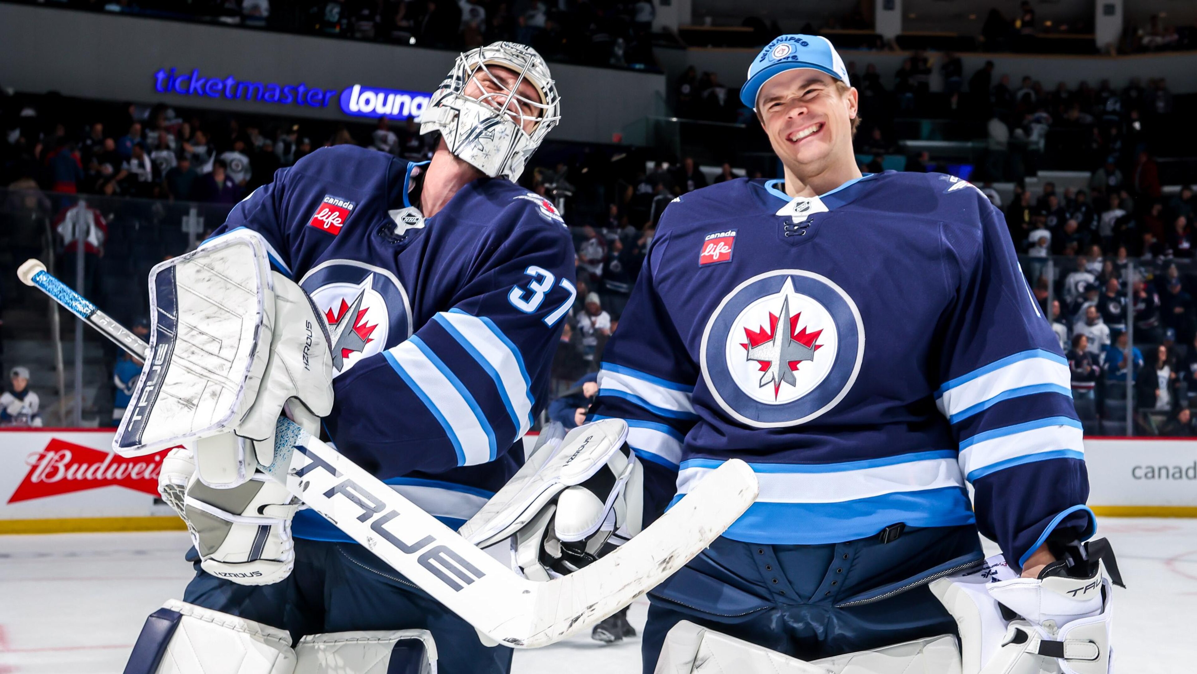 Colorado Avalanche v Winnipeg Jets Colorado Avalanche v Winnipeg Jets