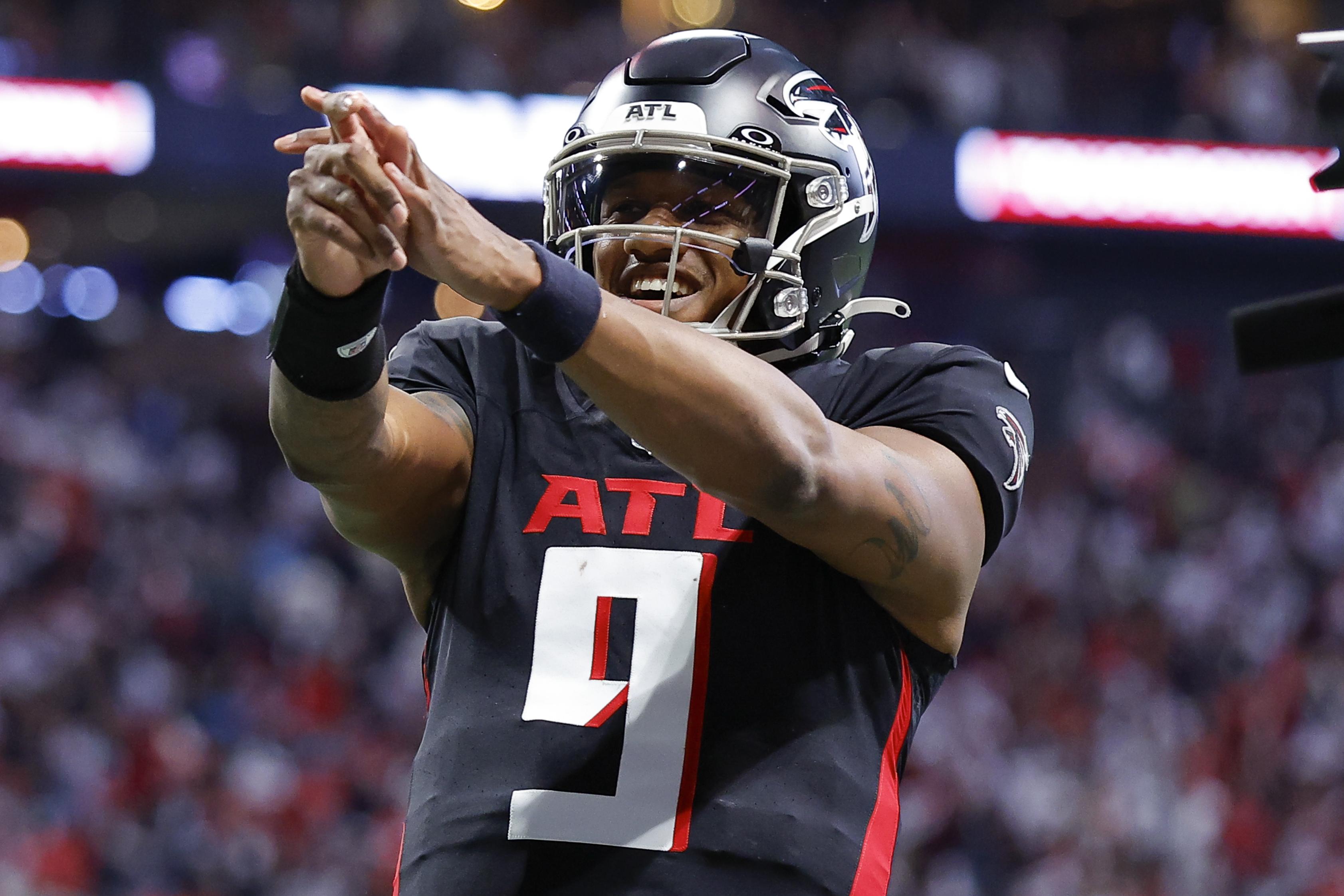 Carolina Panthers v Atlanta Falcons