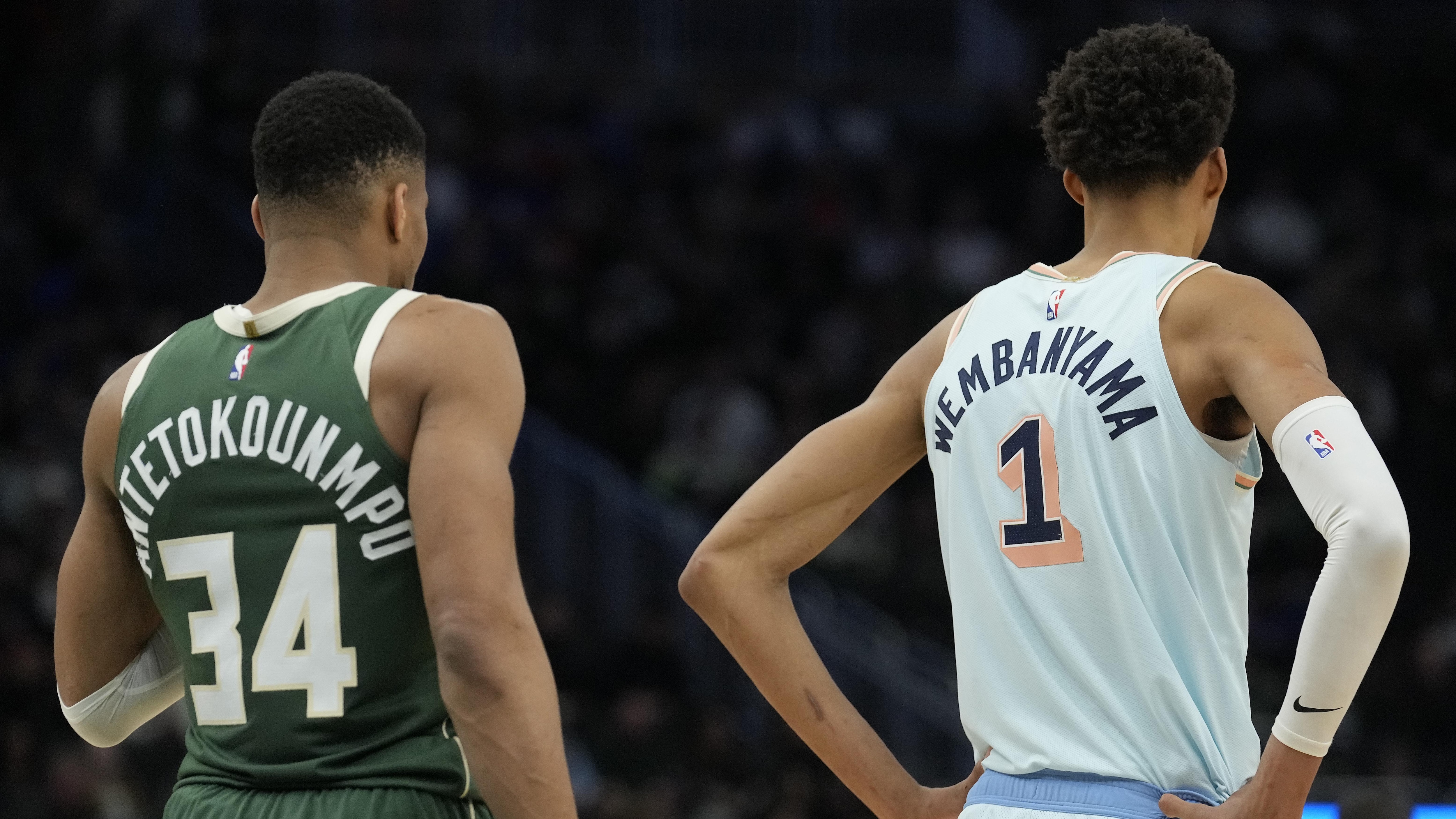 San Antonio Spurs v Milwaukee Bucks