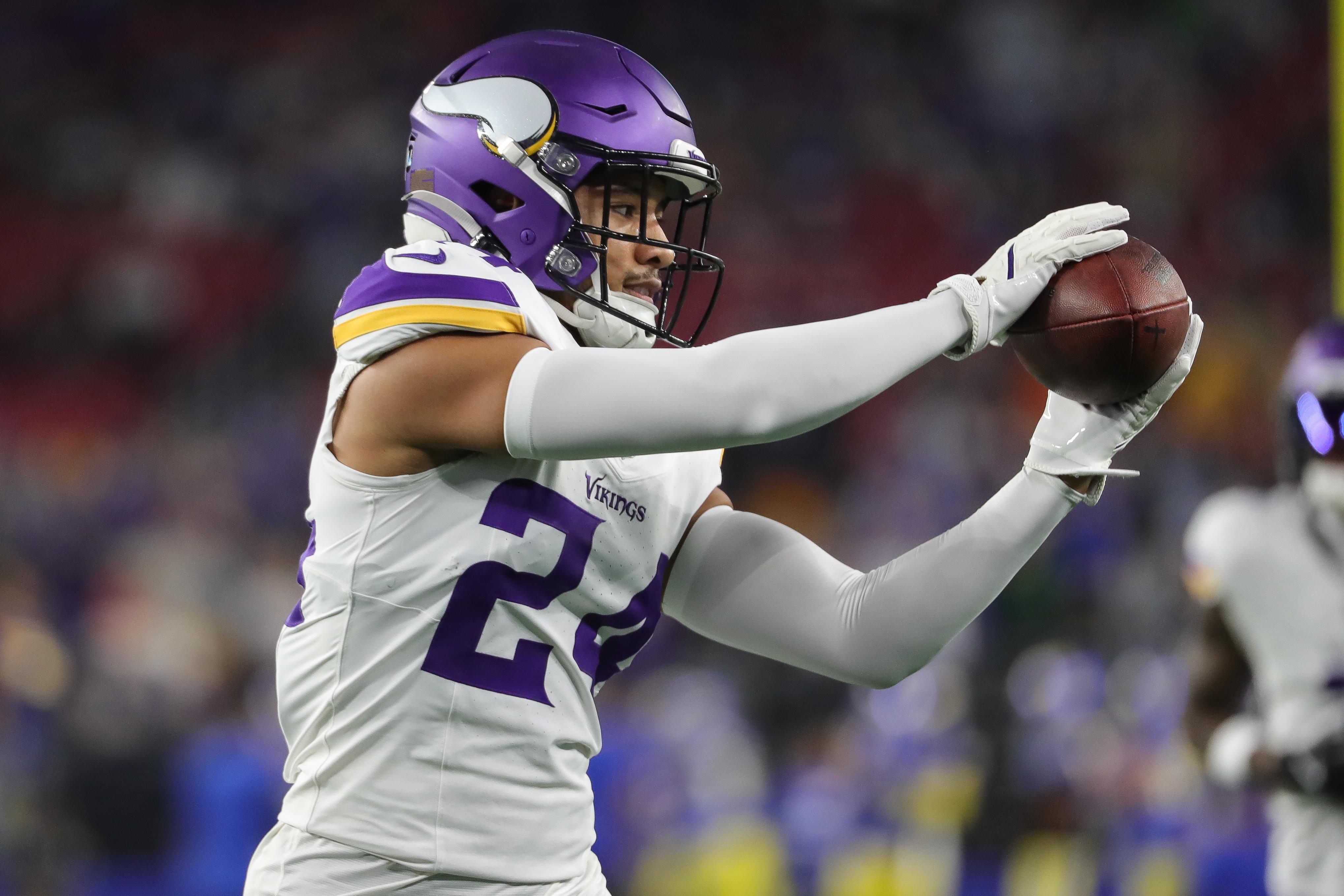 NFL: JAN 13 NFC Wild Card Playoffs - Vikings at Rams
