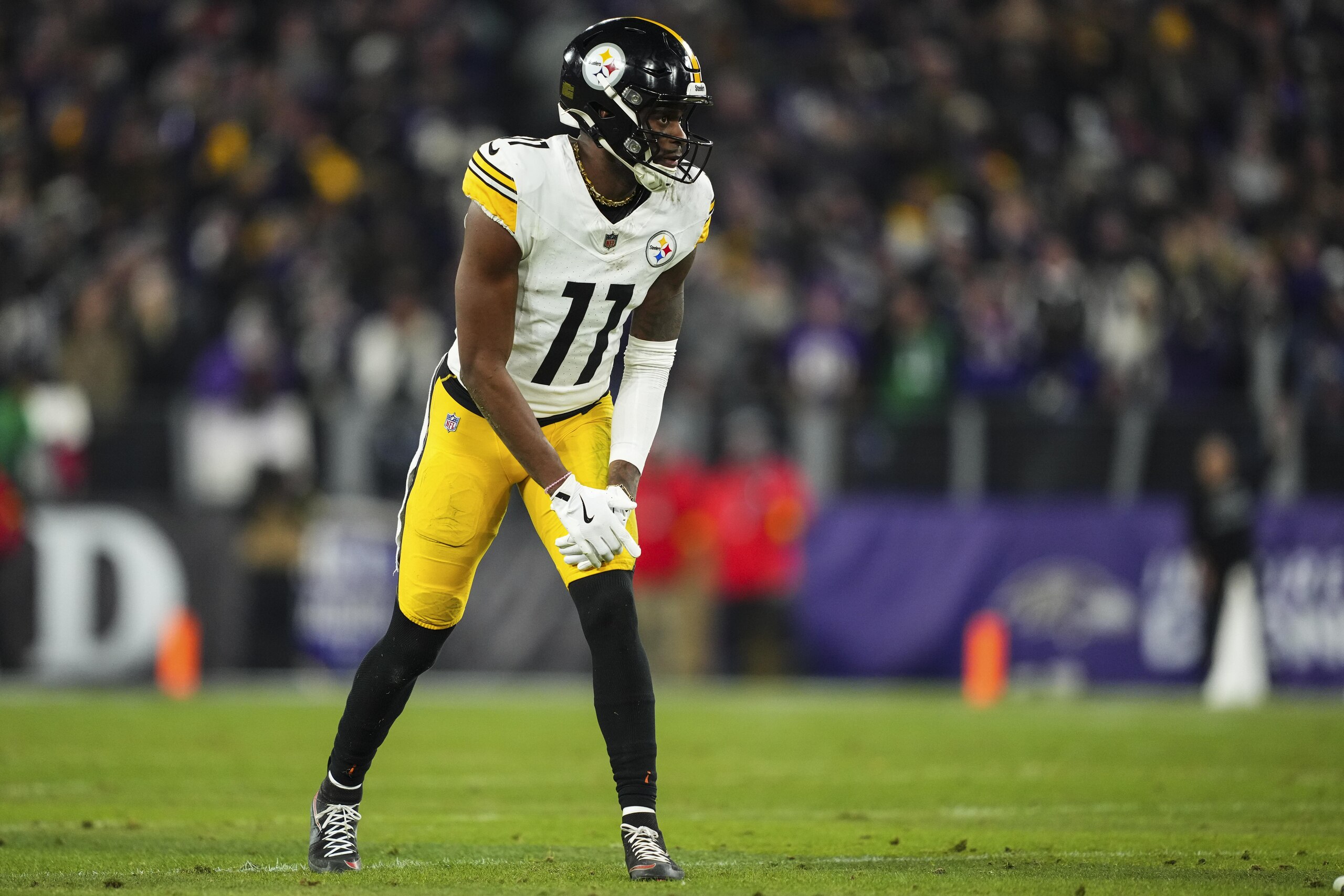 AFC Wild Card Playoffs: Pittsburgh Steelers v Baltimore Ravens