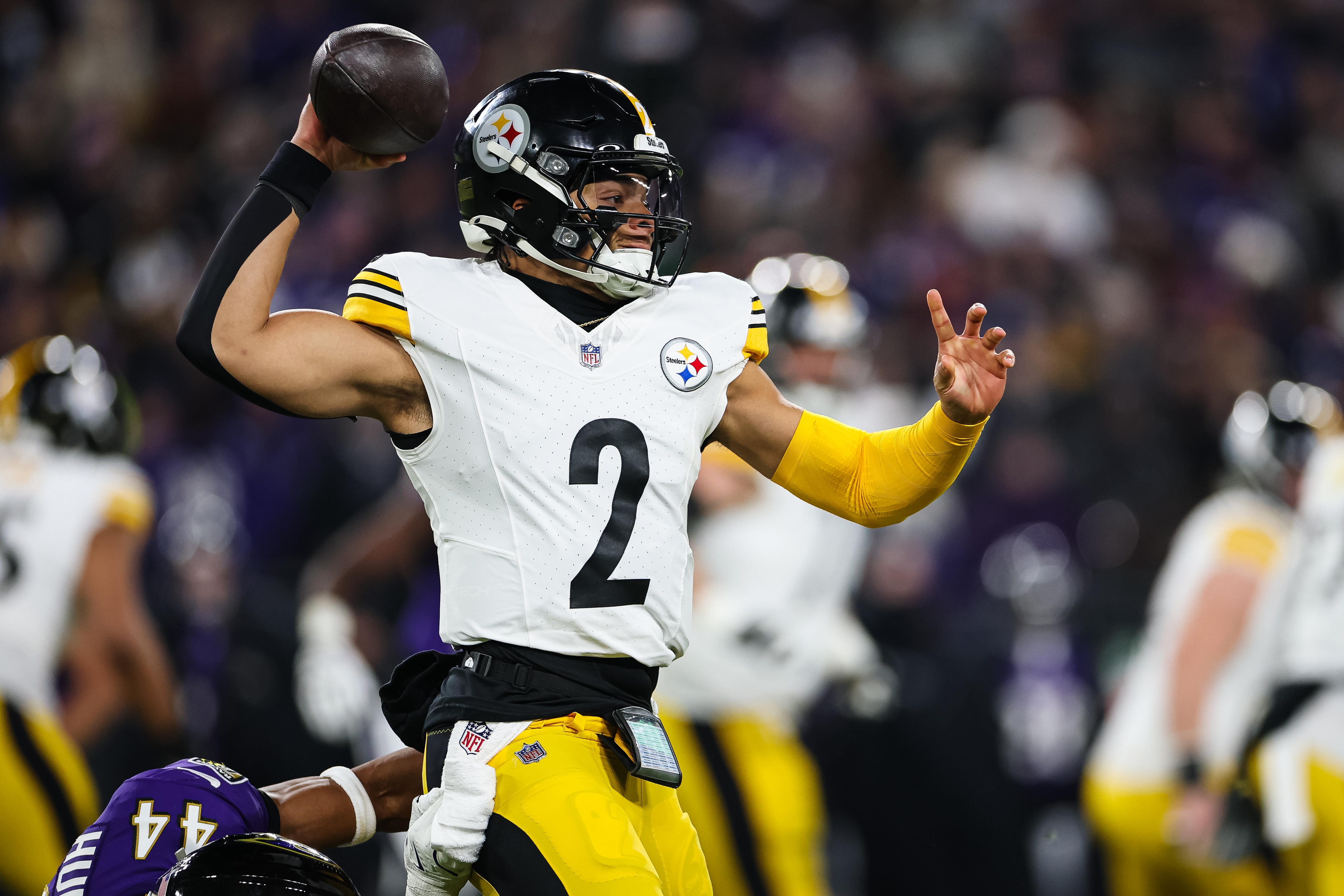 AFC Wild Card Playoffs: Pittsburgh Steelers v Baltimore Ravens