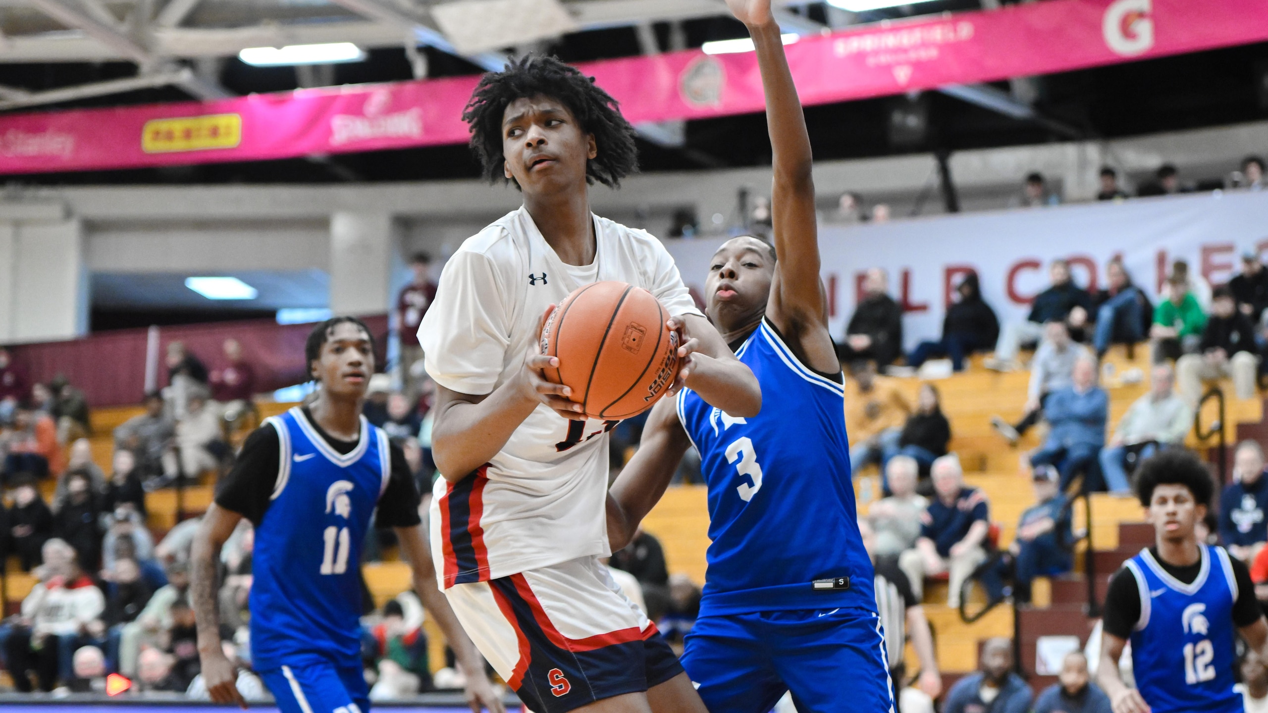 HIGH SCHOOL BASKETBALL: JAN 19 Spalding Hoophall Classic - Archbishop Stepinac vs Richmond Heights