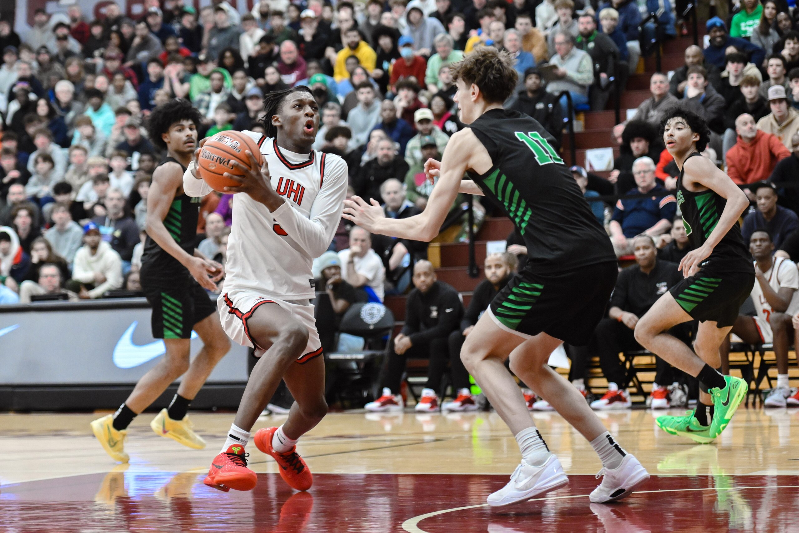 HIGH SCHOOL BASKETBALL: JAN 19 Spalding Hoophall Classic - Long Island Lutheran vs Arizona Compass Prep