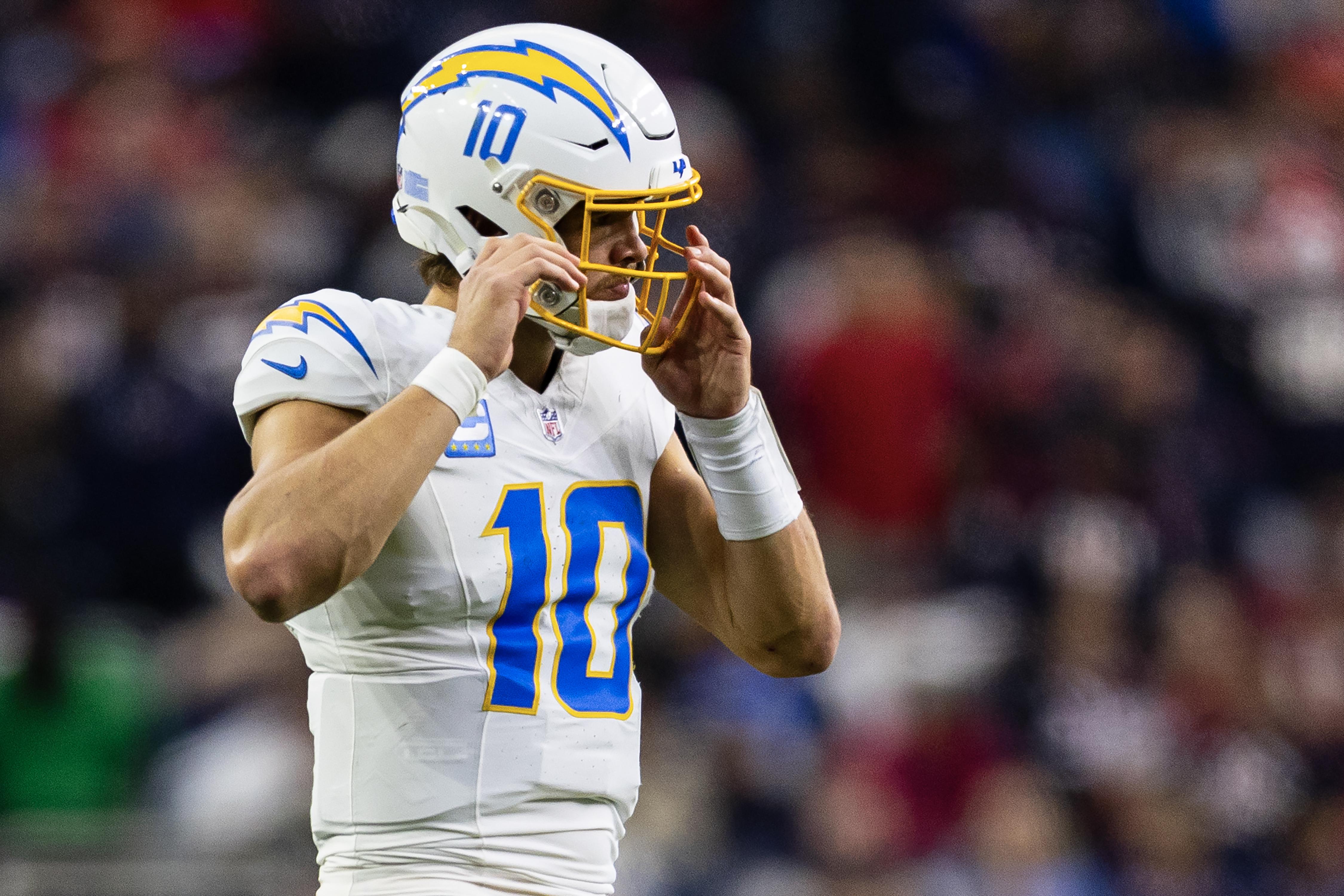 AFC Wild Card Playoffs: Los Angeles Chargers v Houston Texans