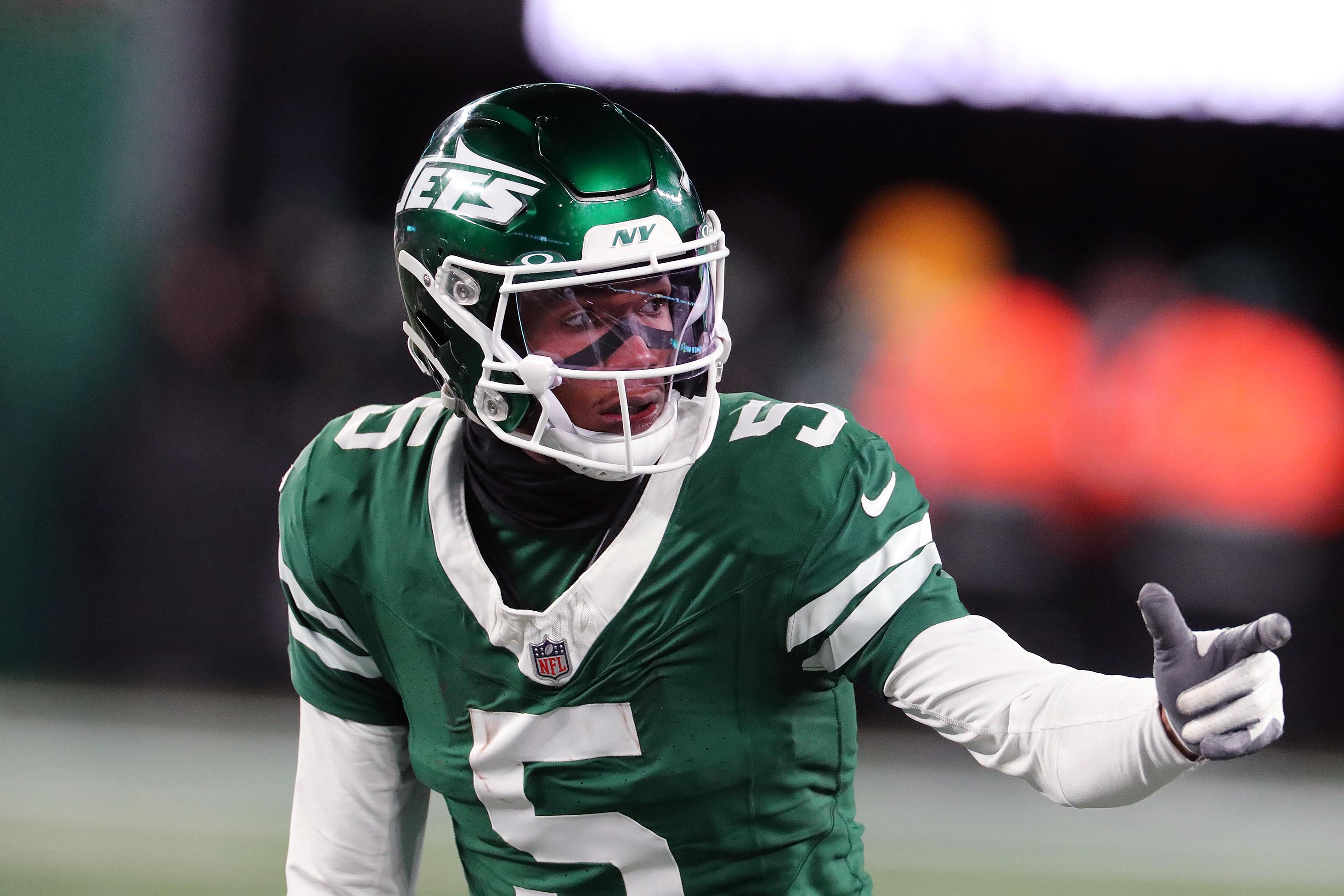 Miami Dolphins v New York Jets