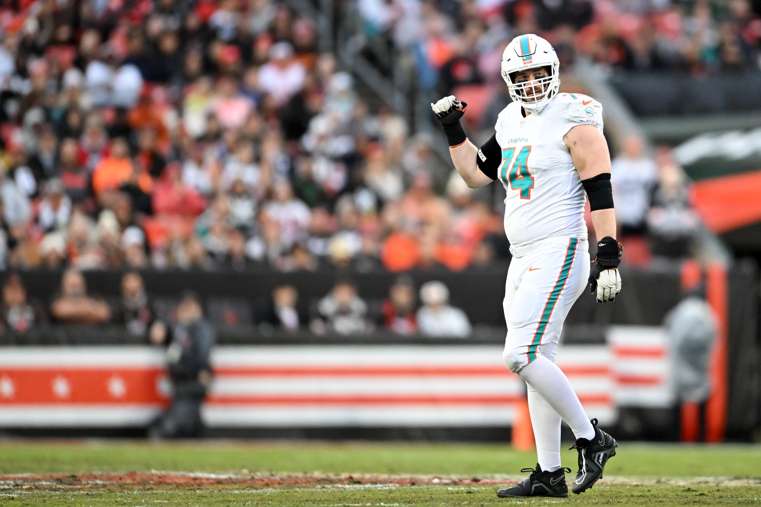 Miami Dolphins v Cleveland Browns
