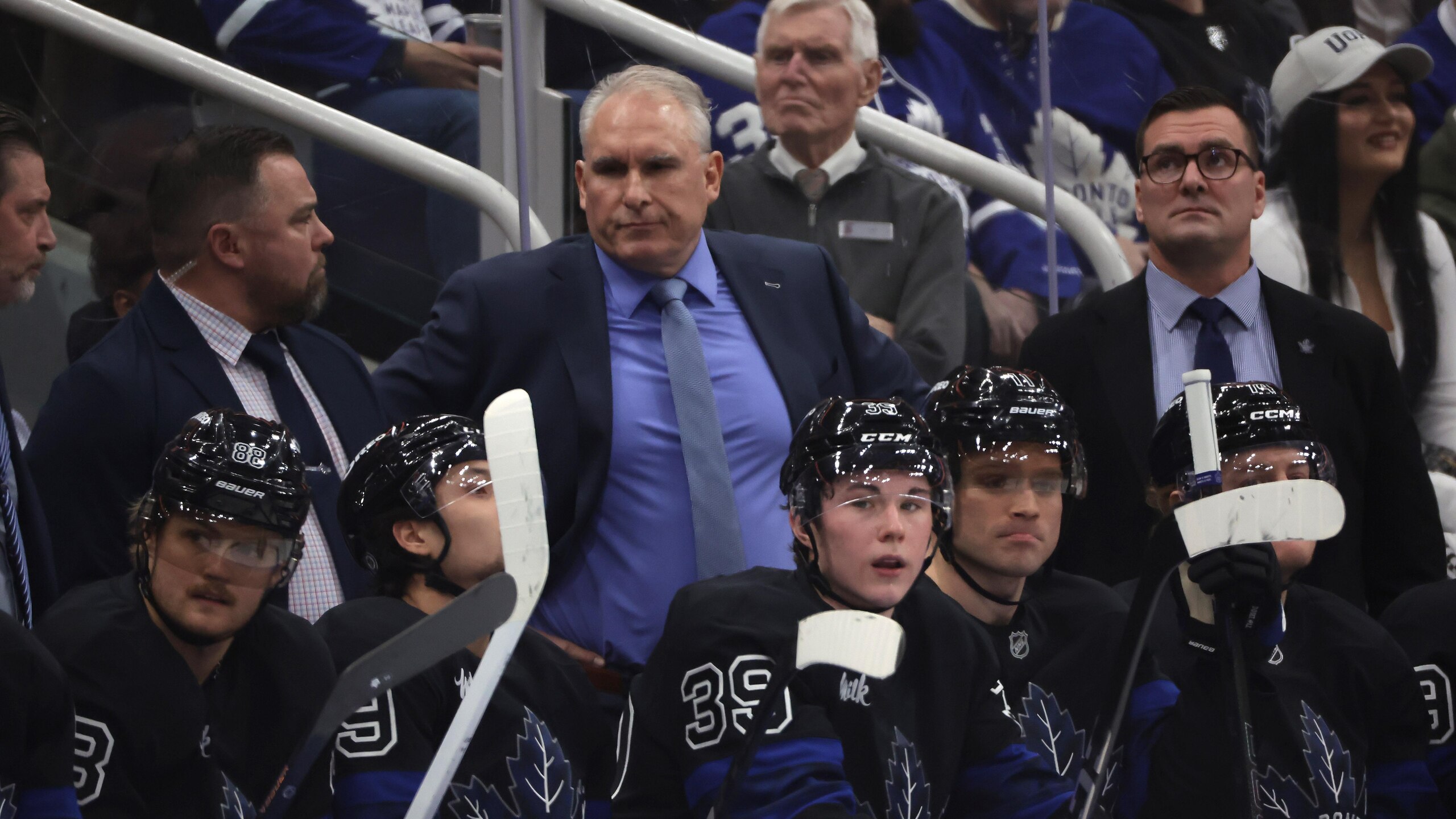 Toronto Maple Leafs are upset by the Columbus Blue Jackets 5-1 Toronto Maple Leafs are upset by the Columbus Blue Jackets 5-1