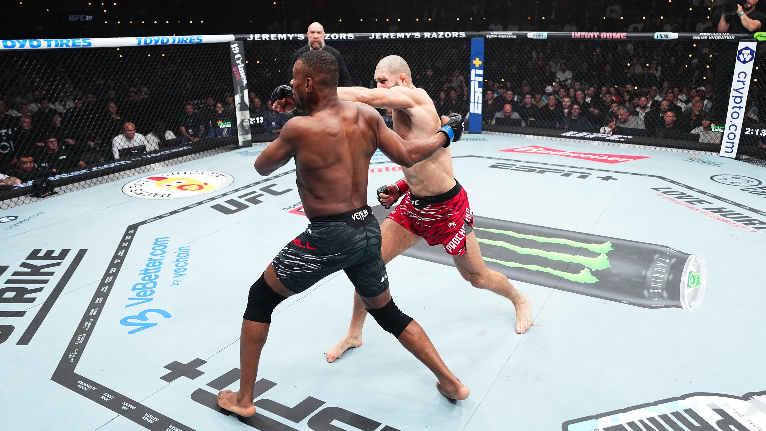 UFC 311: Prochazka v Hill