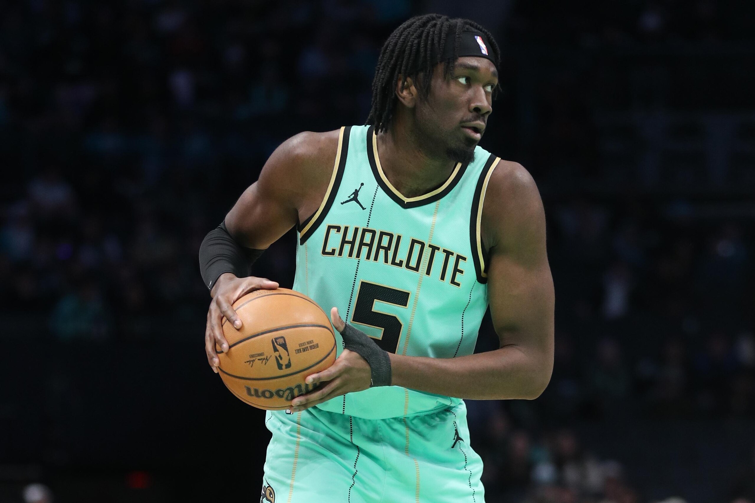 Portland Trail Blazers v Charlotte Hornets Portland Trail Blazers v Charlotte Hornets