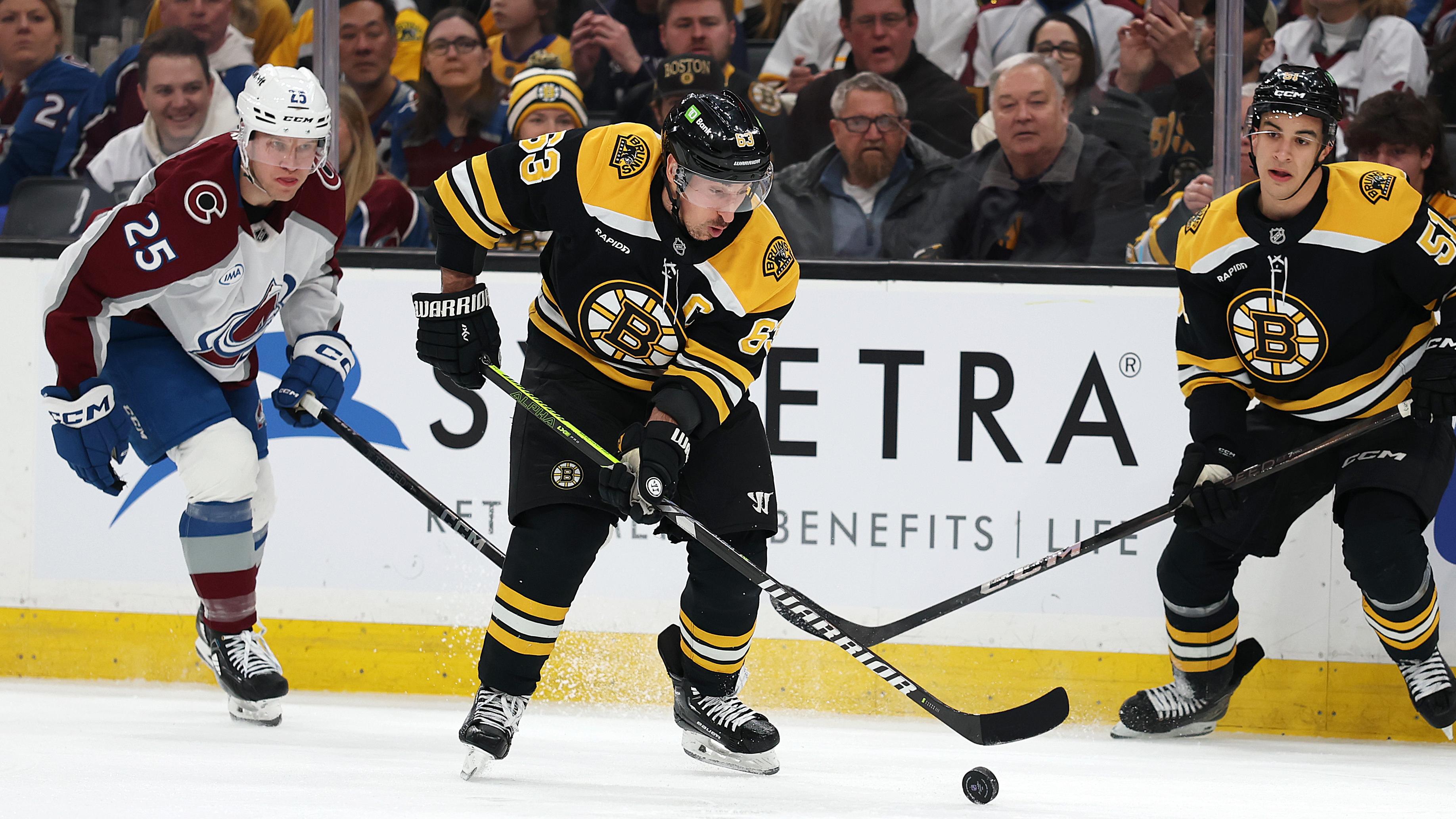Colorado Avalanche v Boston Bruins