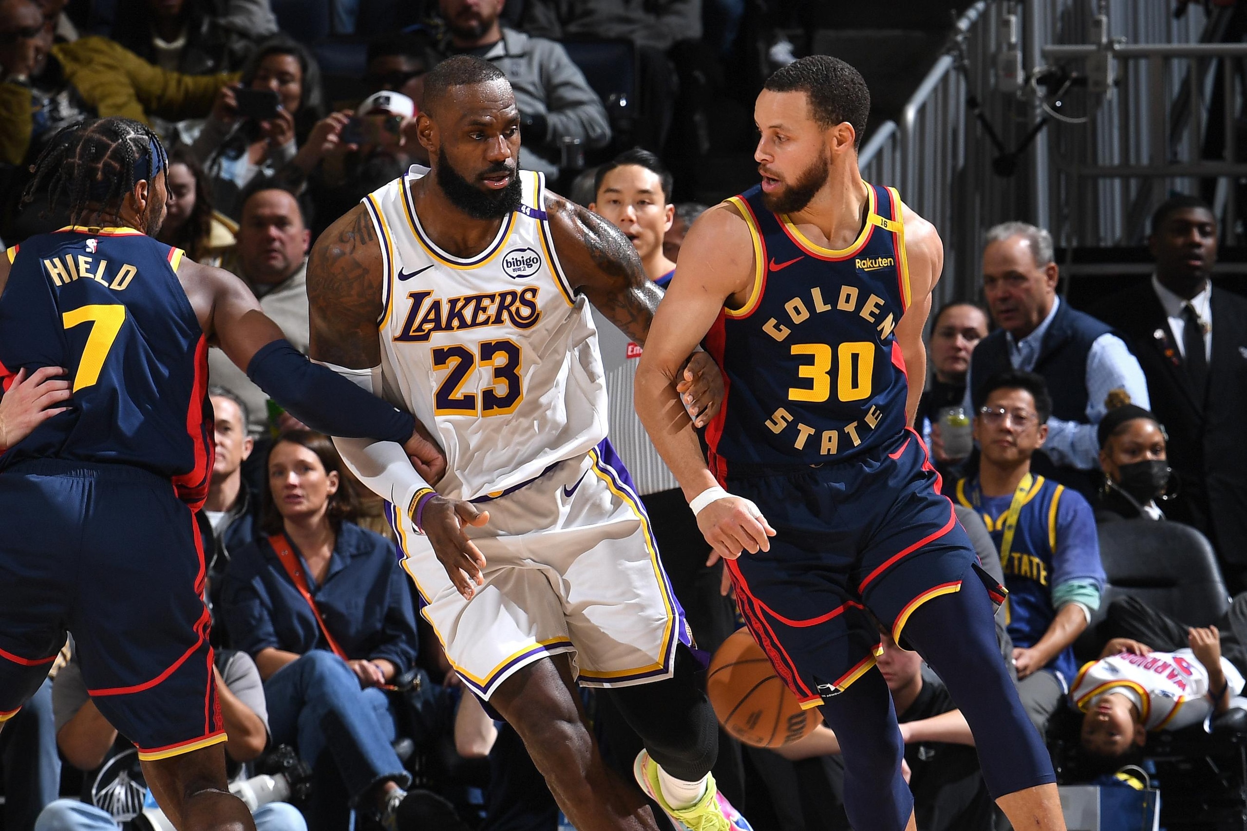 Los Angeles Lakers v Golden State Warriors