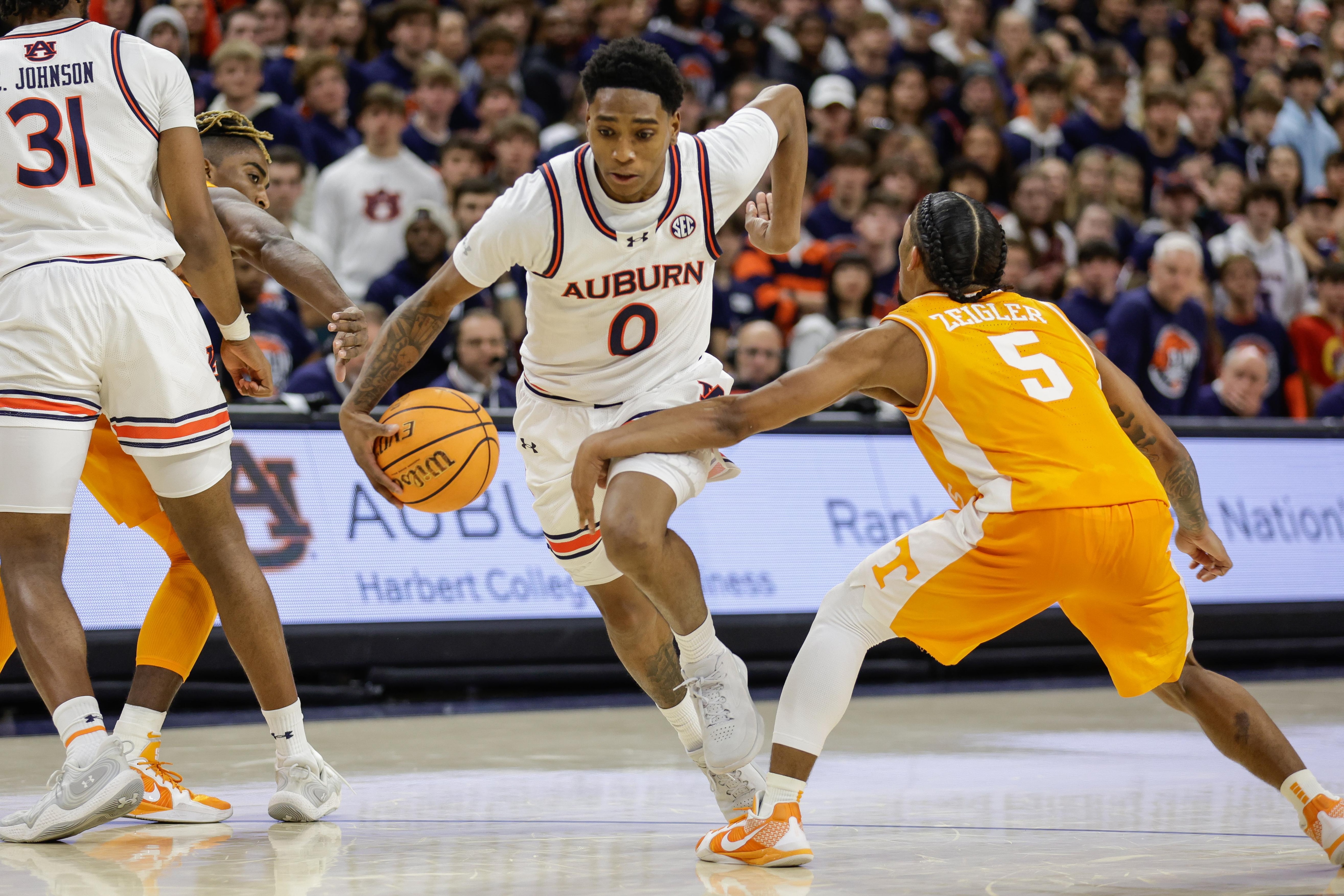 Tennessee v Auburn