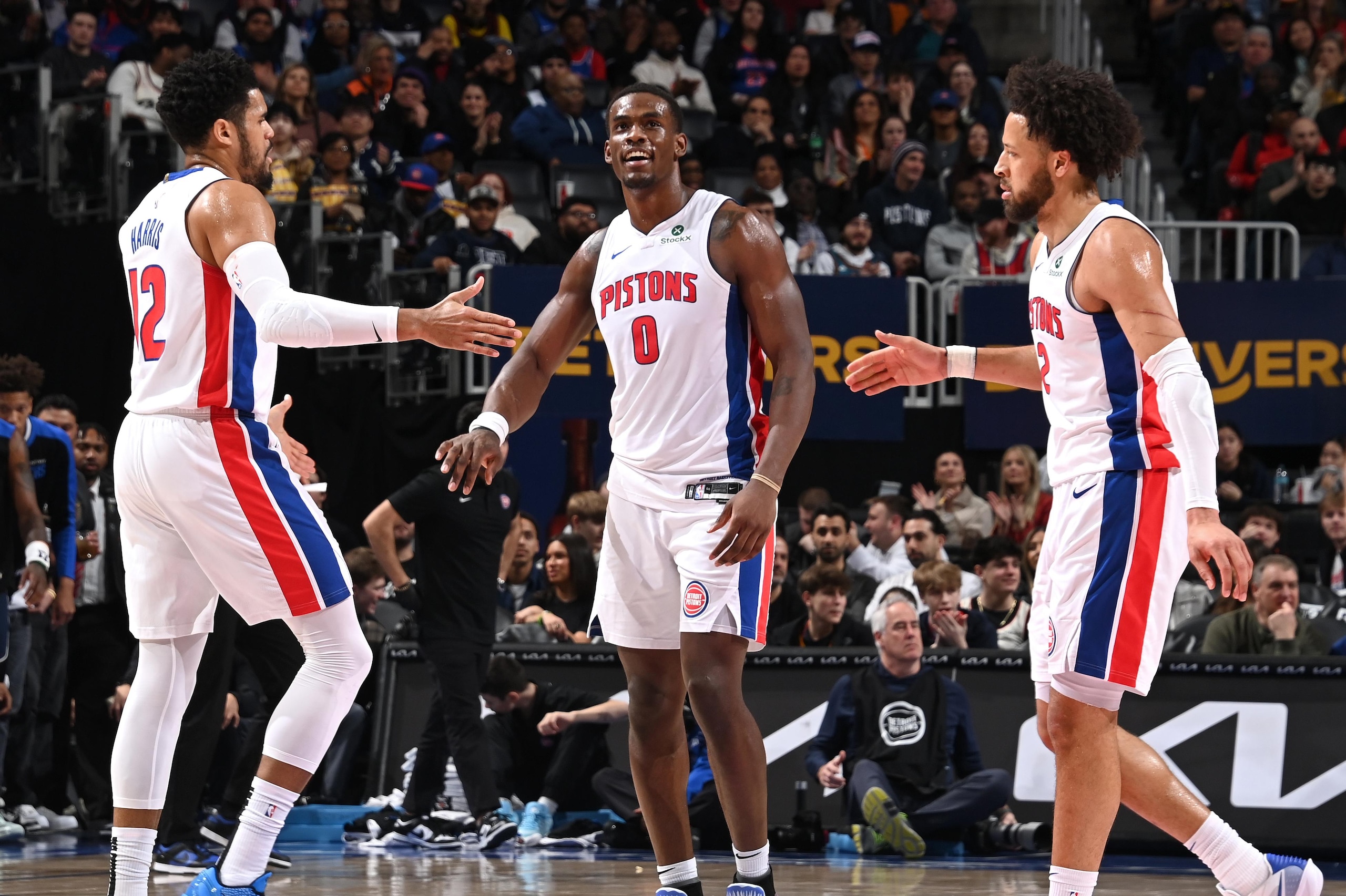 Dallas Mavericks v Detroit Pistons