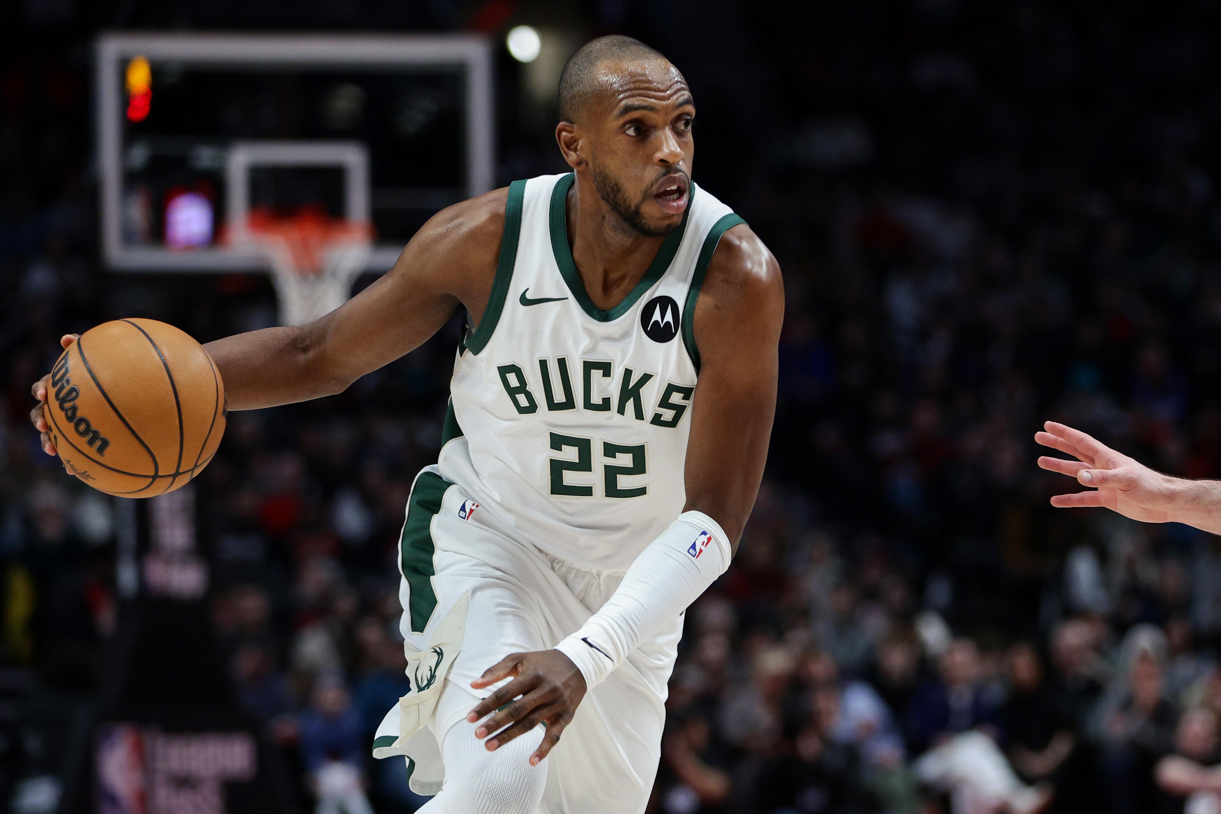 Milwaukee Bucks v Portland Trail Blazers Milwaukee Bucks v Portland Trail Blazers