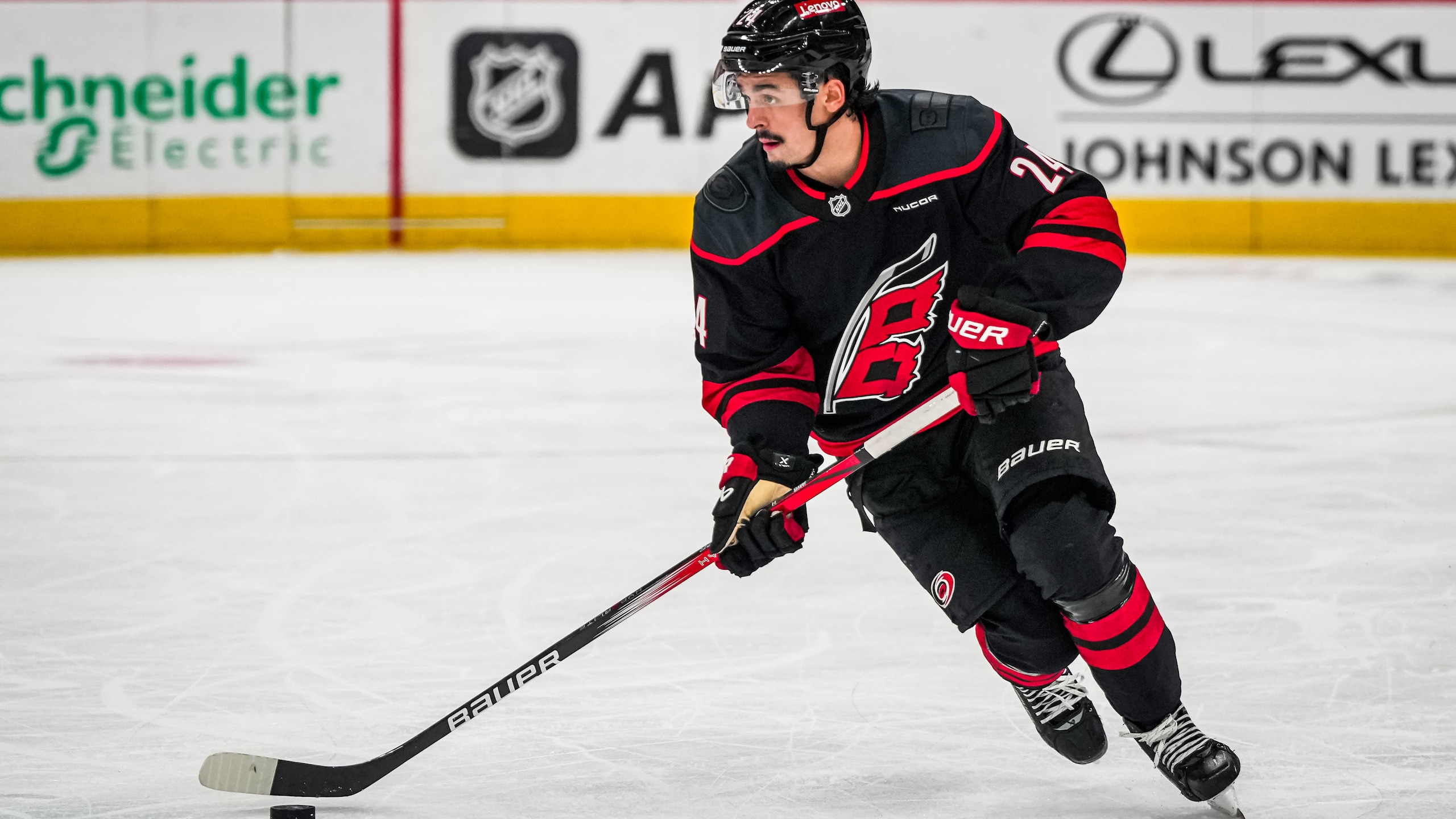 Los Angeles Kings v Carolina Hurricanes