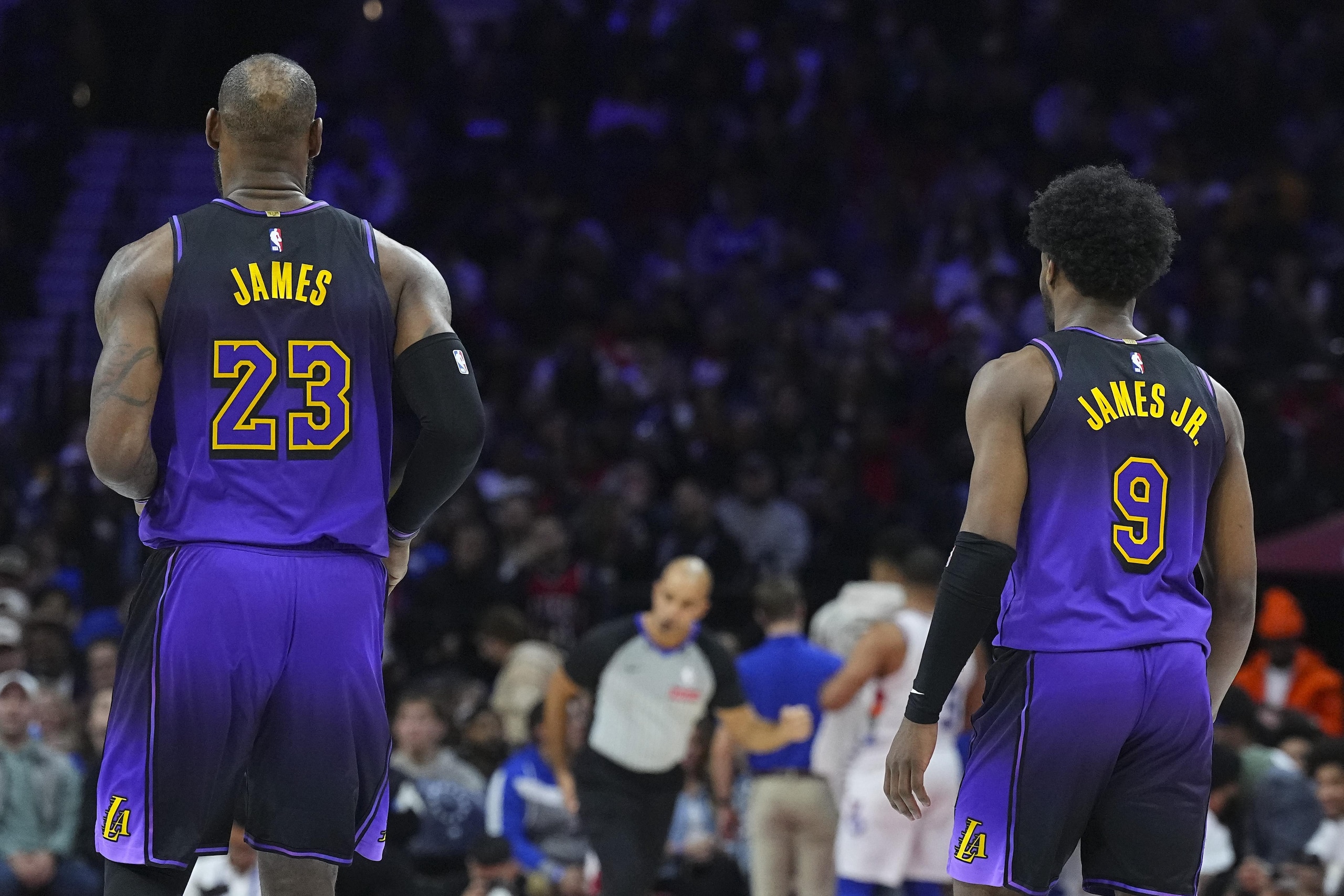 Los Angeles Lakers v Philadelphia 76ers