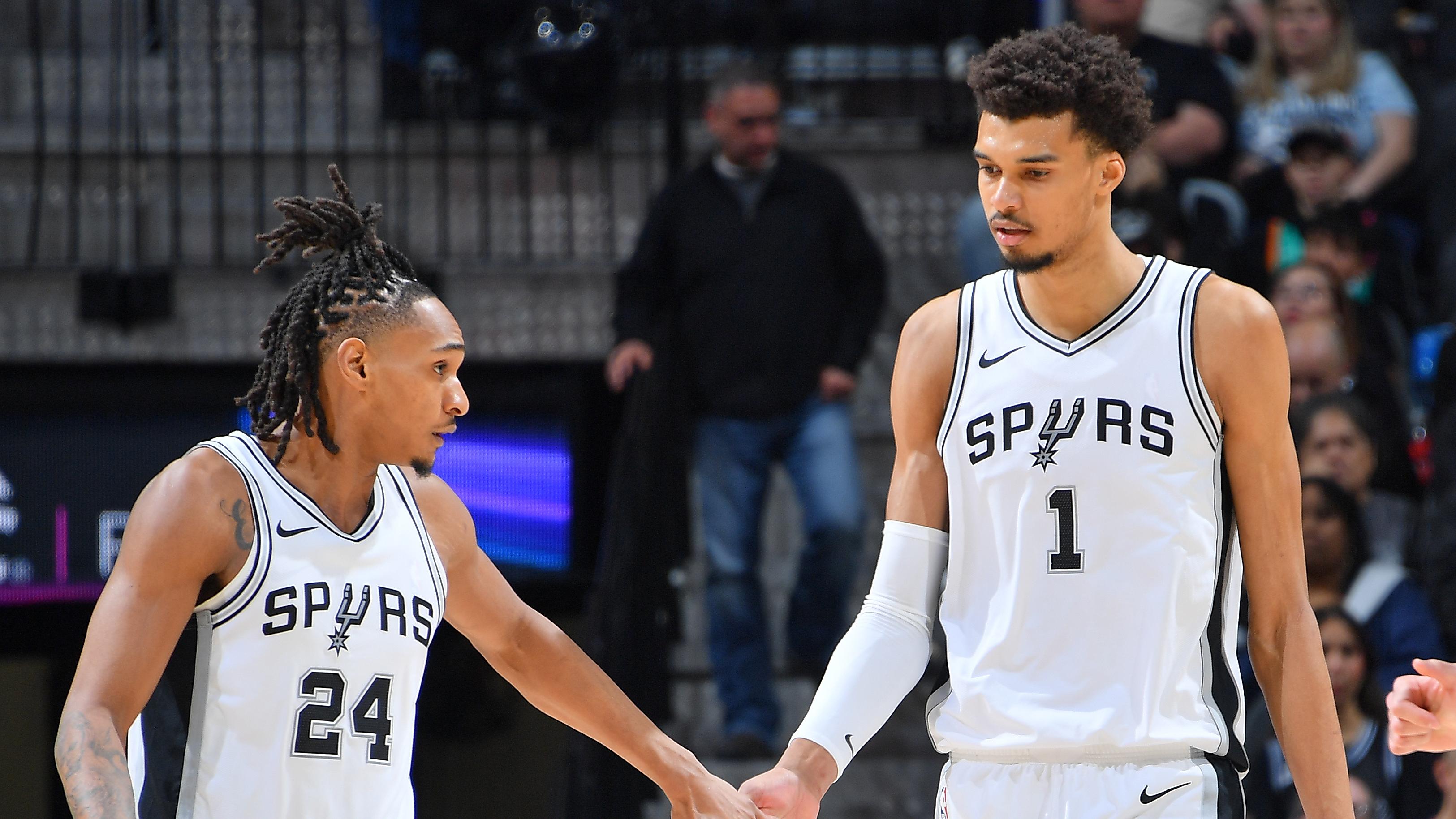 Memphis Grizzlies v San Antonio Spurs