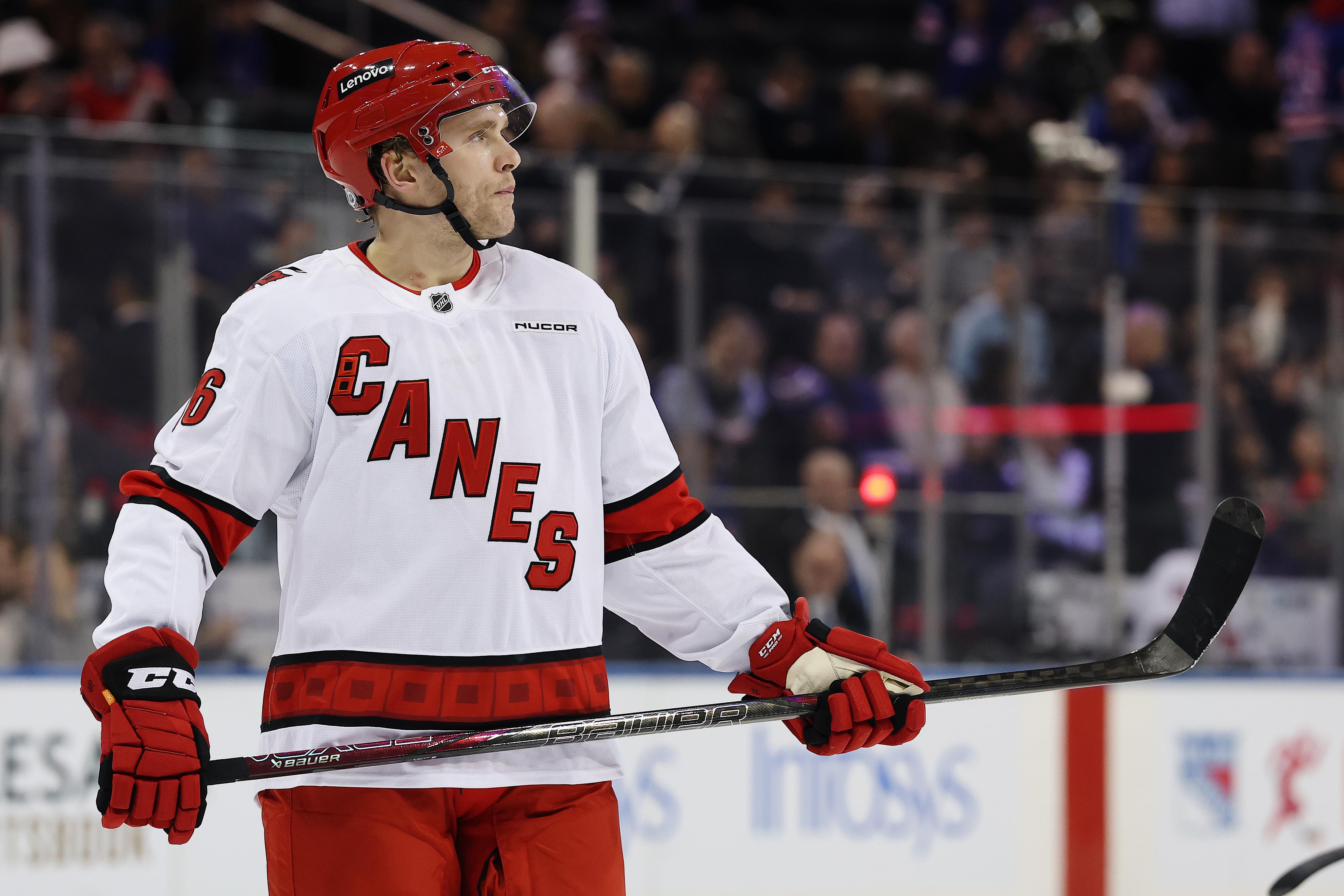 Carolina Hurricanes v New York Rangers
