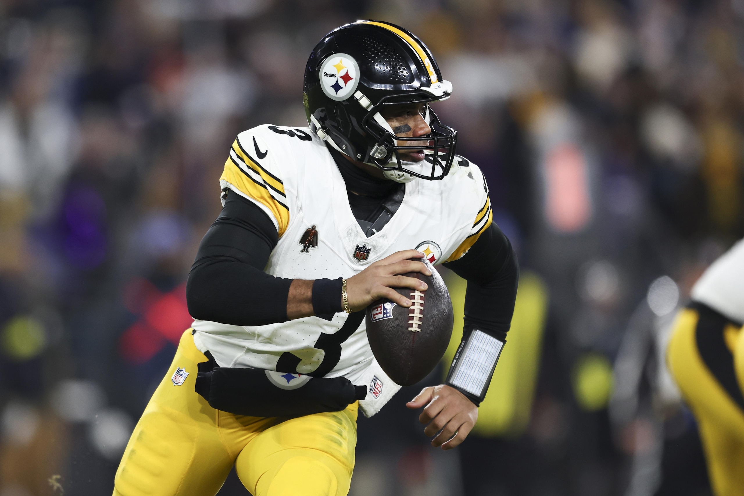AFC Wild Card Playoffs: Pittsburgh Steelers v Baltimore Ravens