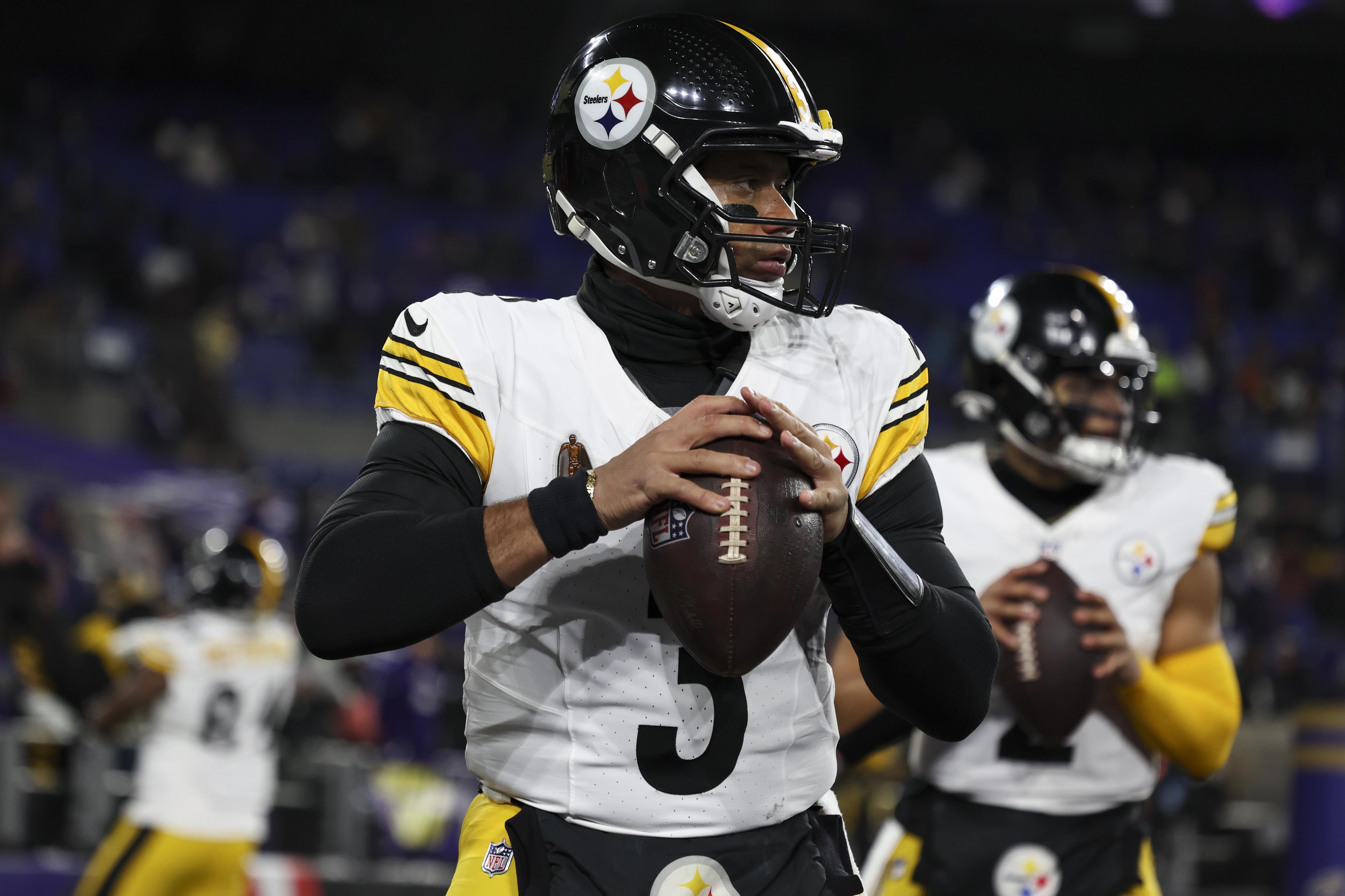 AFC Wild Card Playoffs: Pittsburgh Steelers v Baltimore Ravens