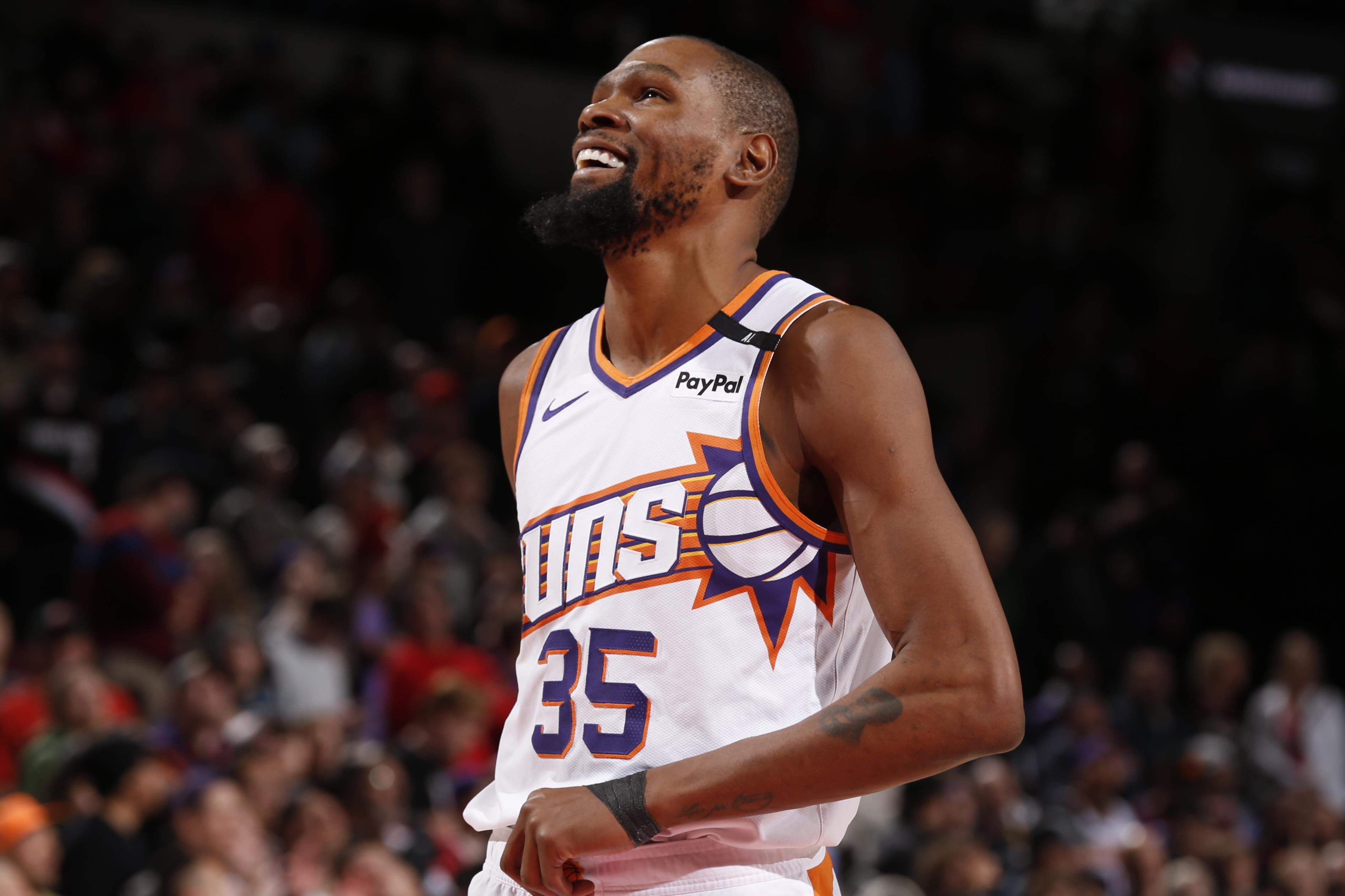 Phoenix Suns v Portland Trail Blazers