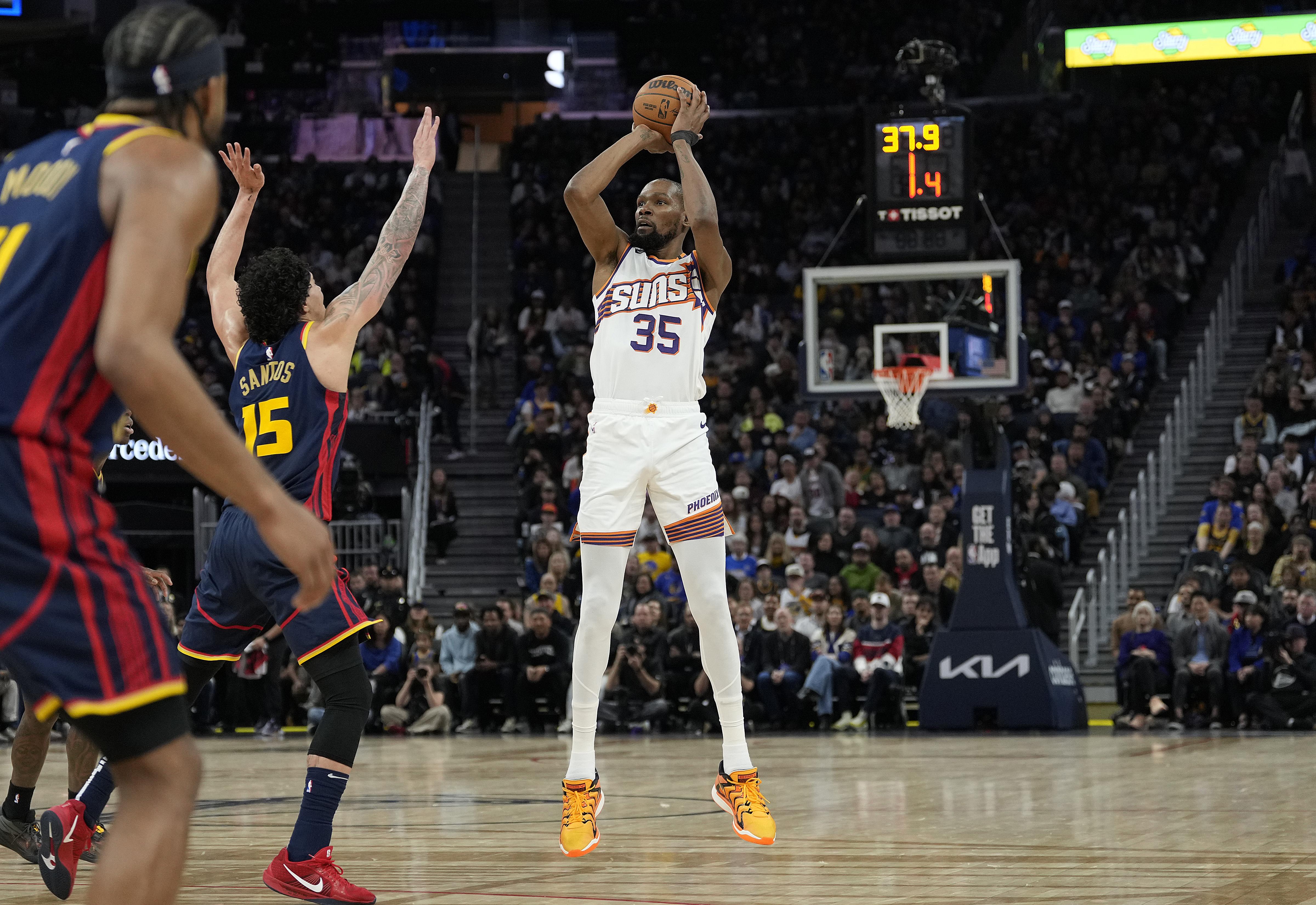 Phoenix Suns v Golden State Warriors