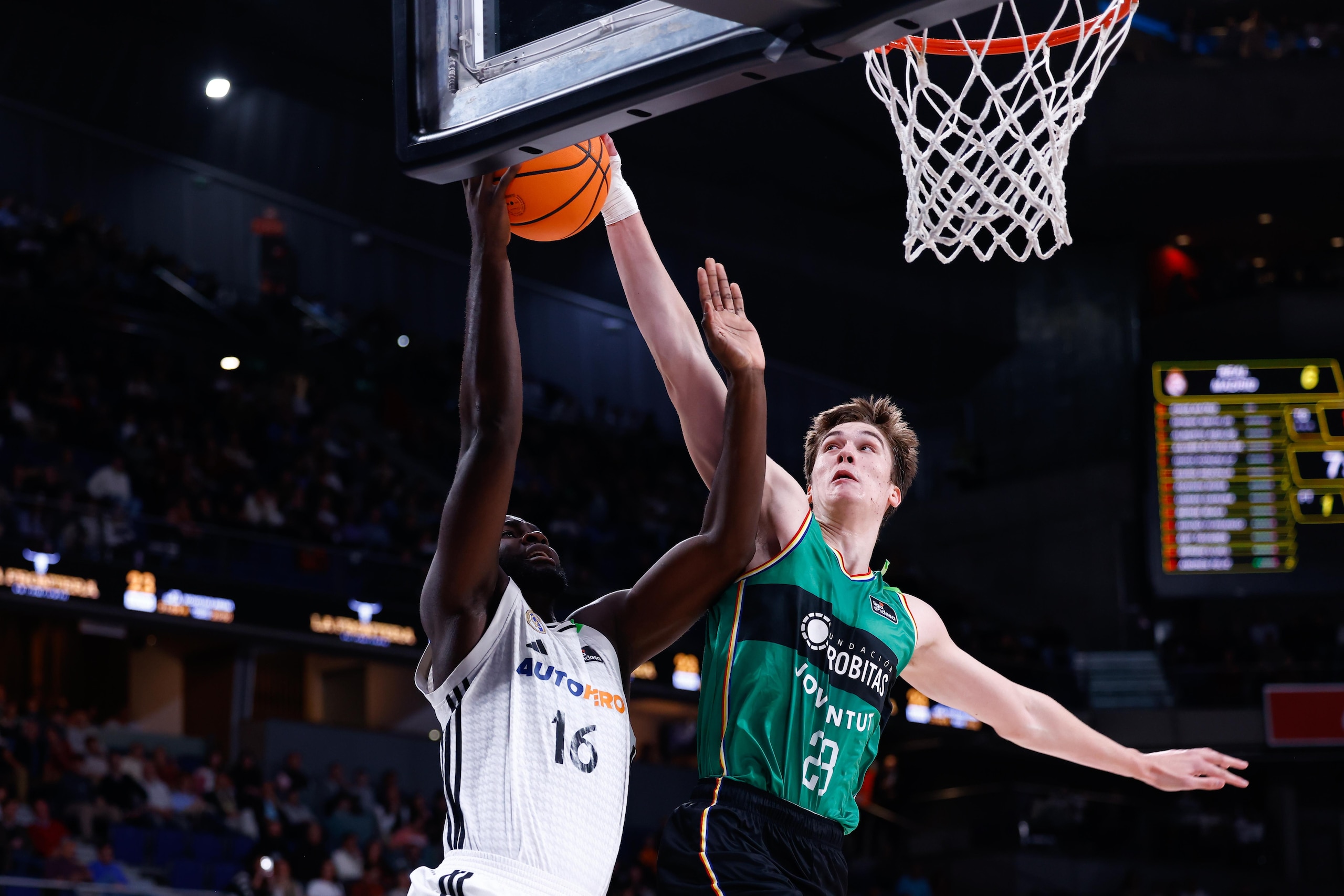 Real Madrid V Joventut Badalona - Liga Acb Endesa Real Madrid V Joventut Badalona - Liga Acb Endesa