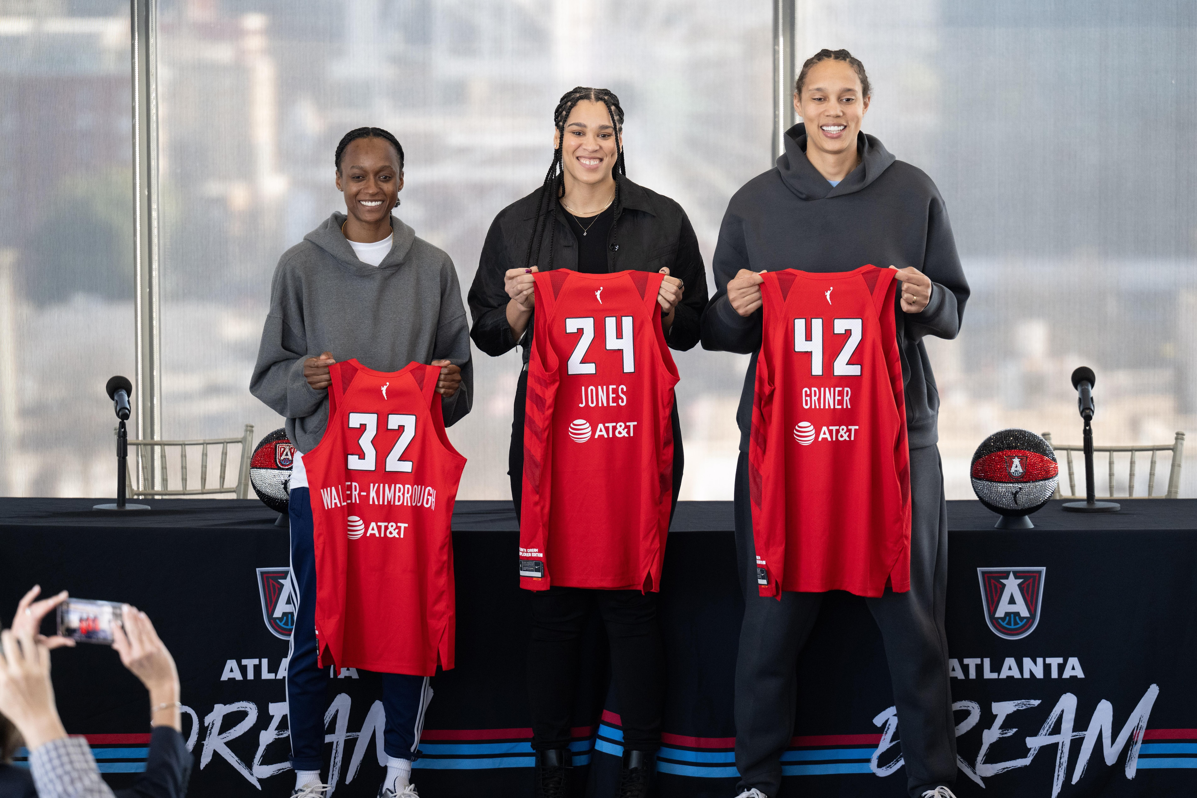 2025 Atlanta Dream signee portraits and press confrence