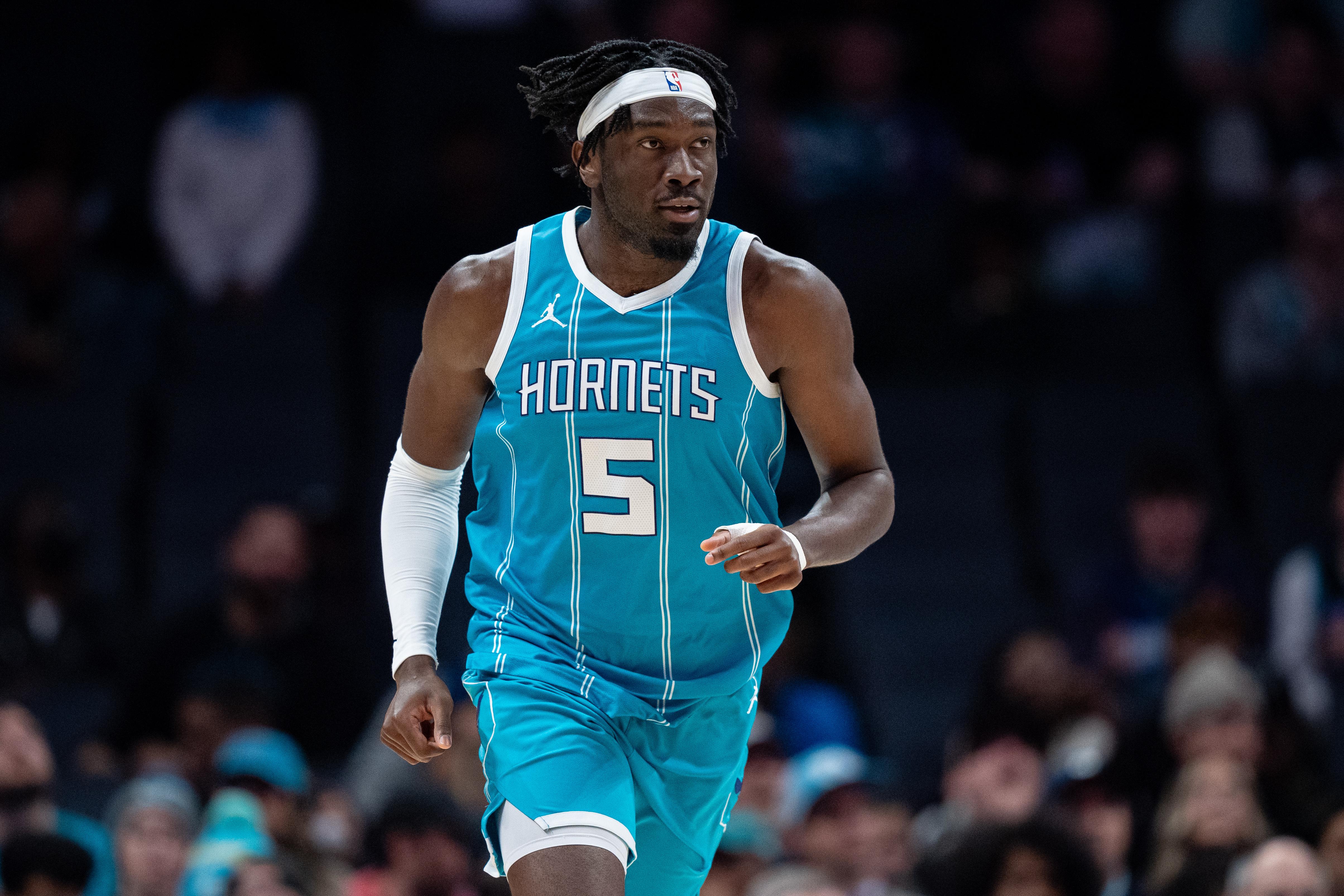 Washington Wizards v Charlotte Hornets Washington Wizards v Charlotte Hornets