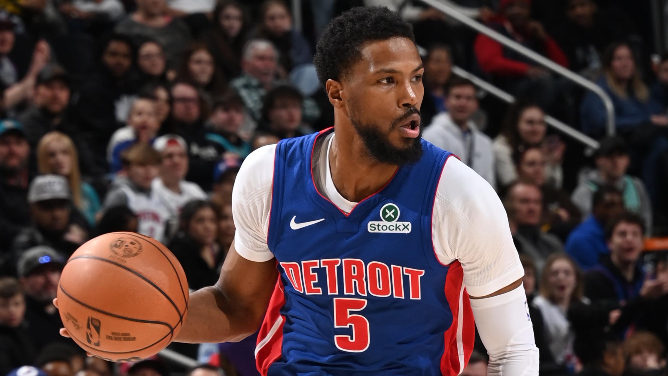 Charlotte Hornets v Detroit Pistons