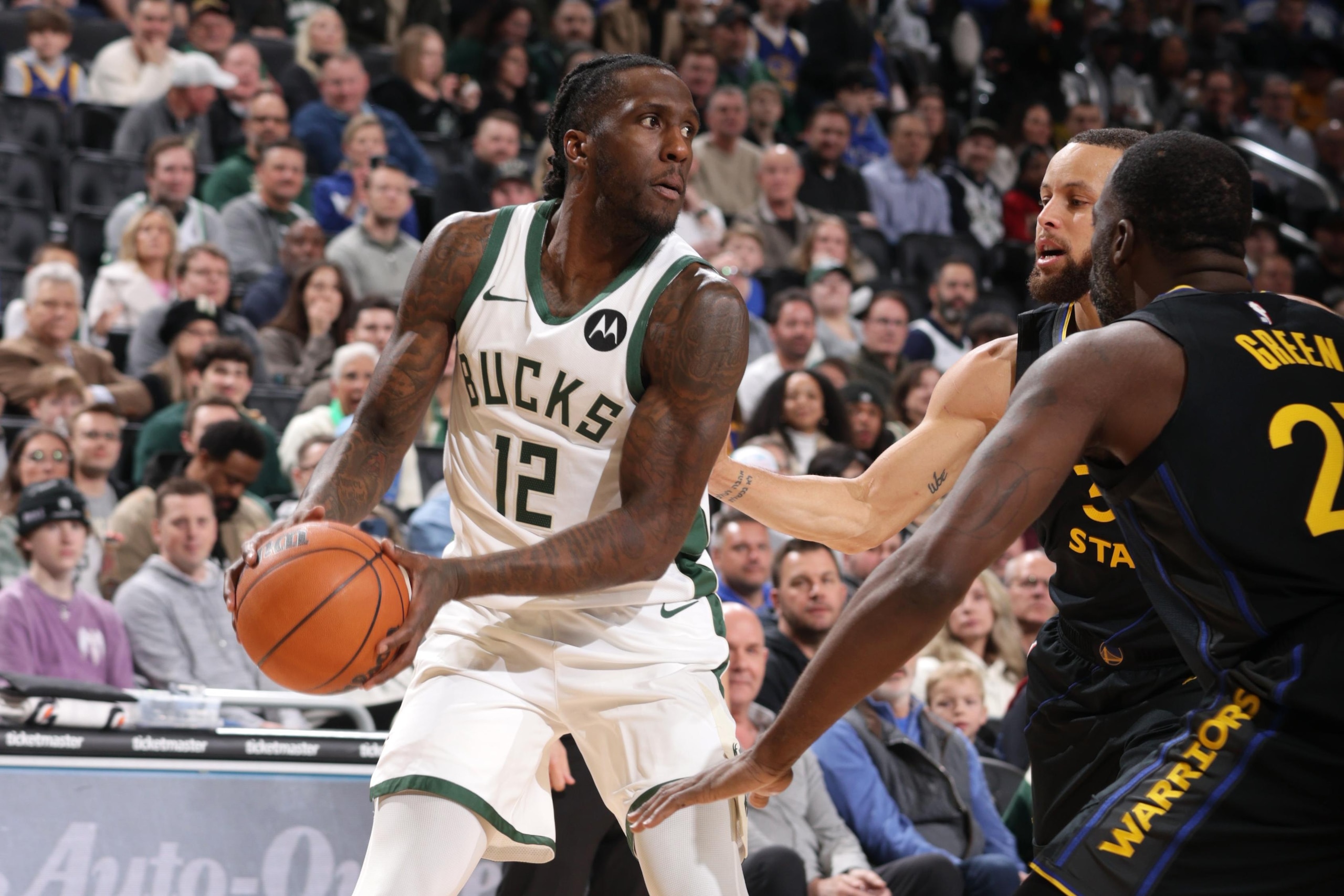 Golden State Warriors v Milwaukee Bucks Golden State Warriors v Milwaukee Bucks