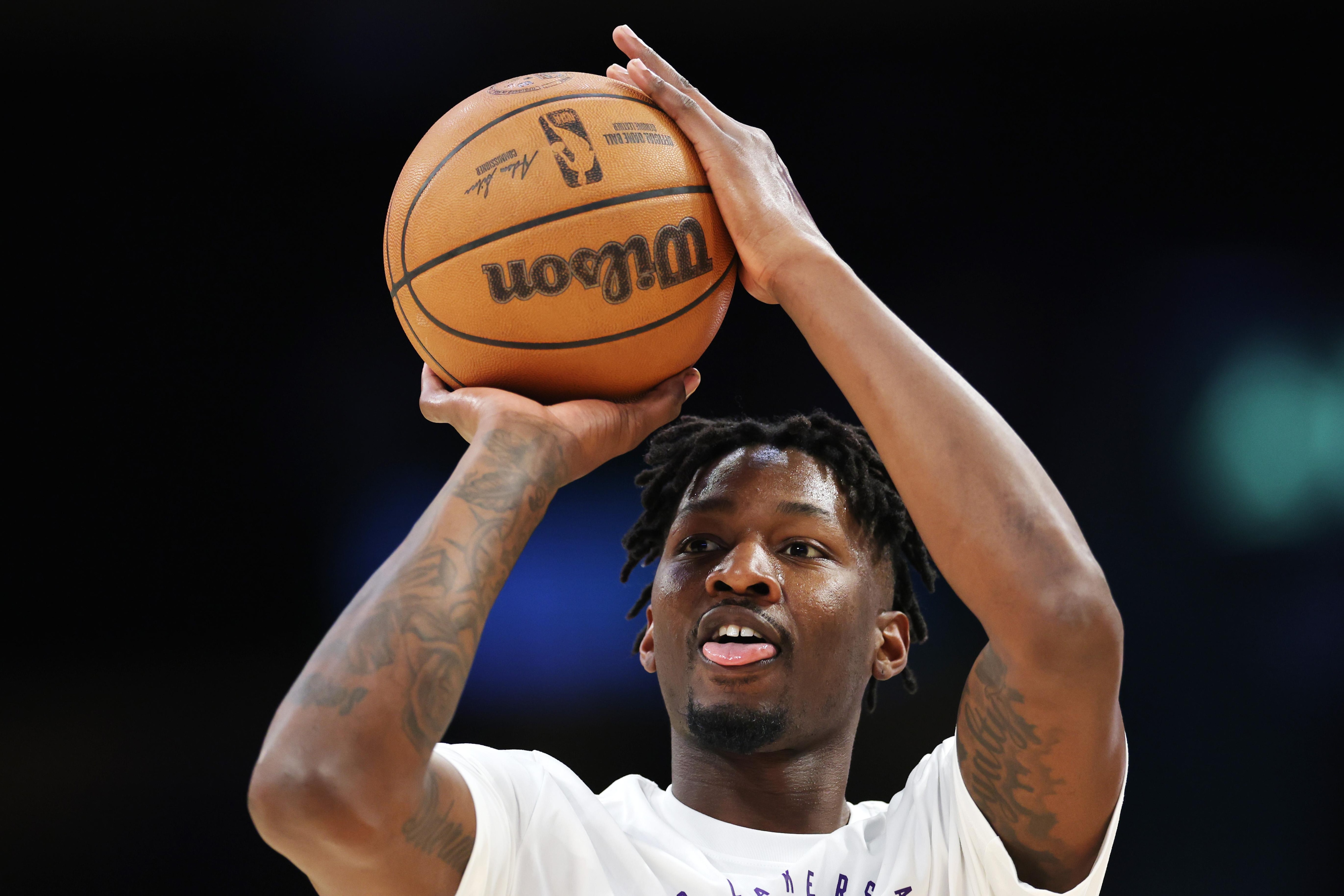 Indiana Pacers v Los Angeles Lakers