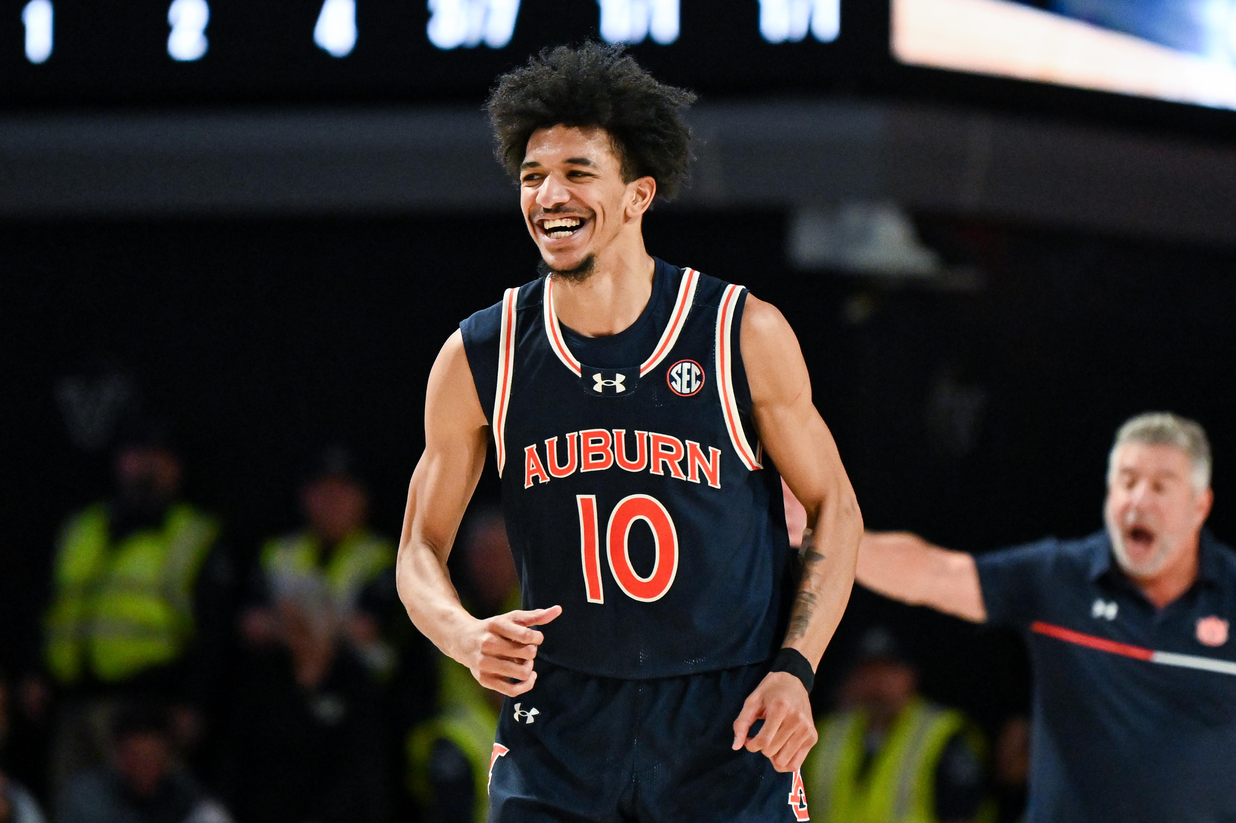 Auburn v Vanderbilt
