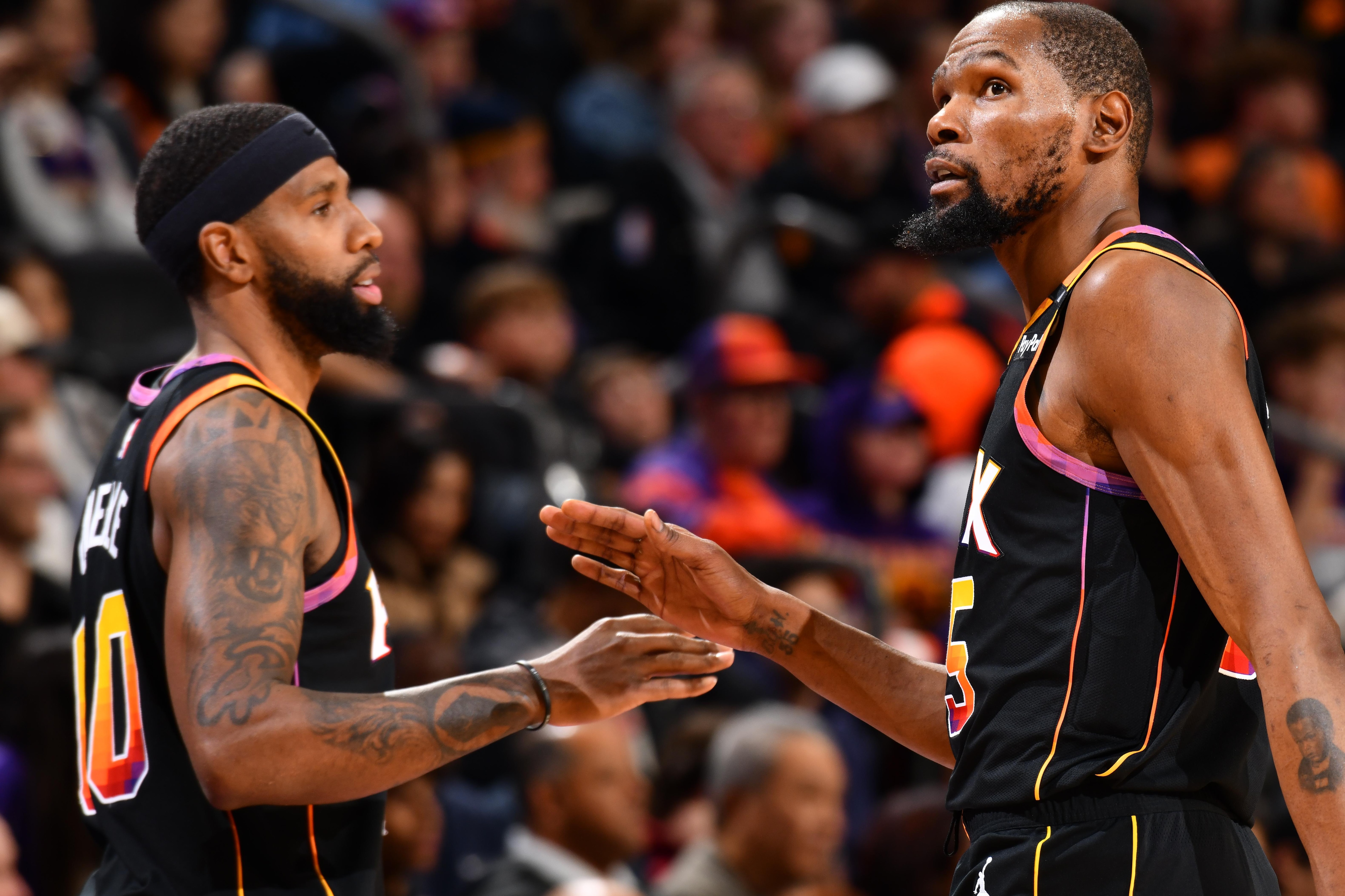 Memphis Grizzlies v Phoenix Suns