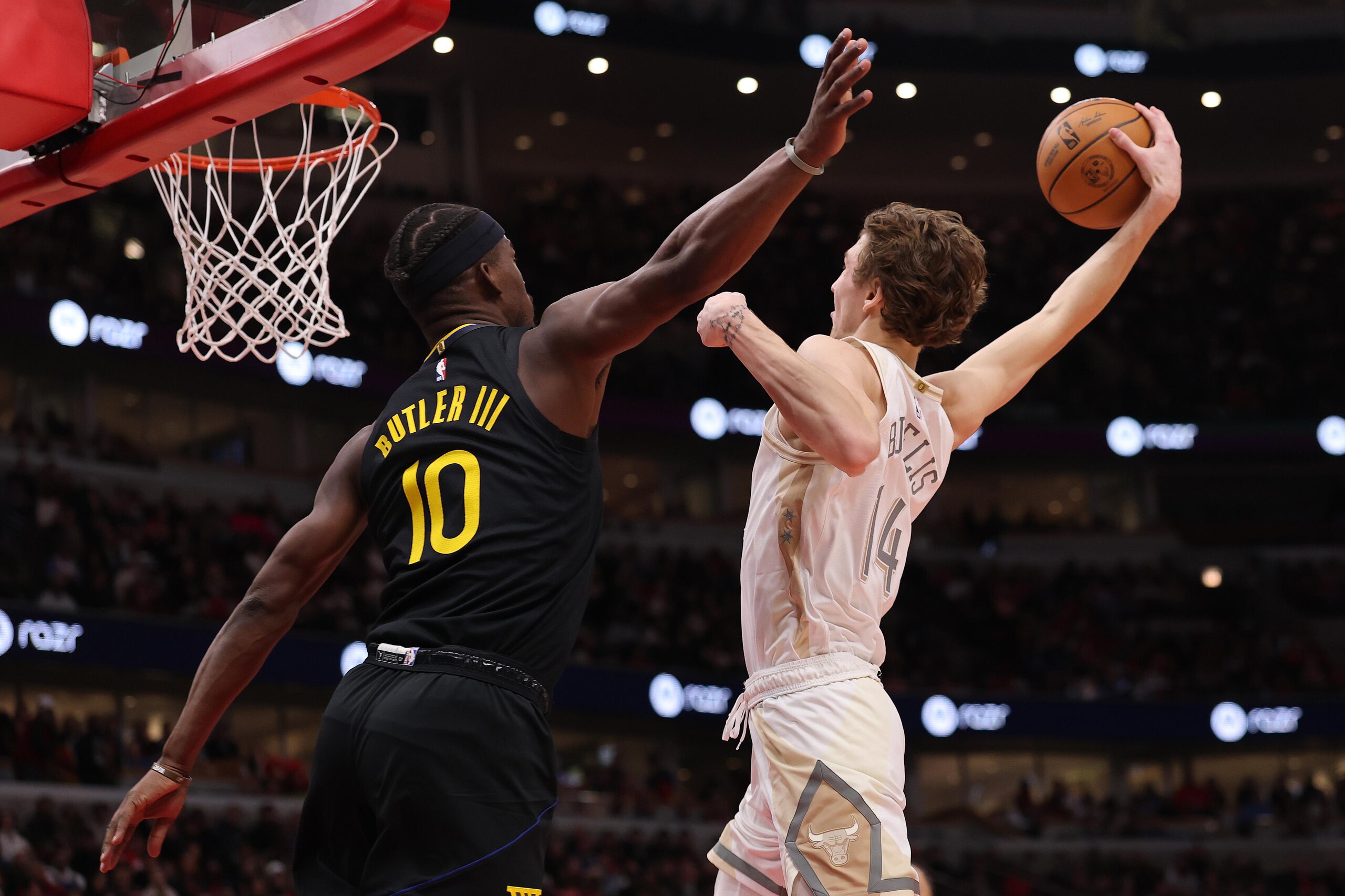 Golden State Warriors v Chicago Bulls Golden State Warriors v Chicago Bulls